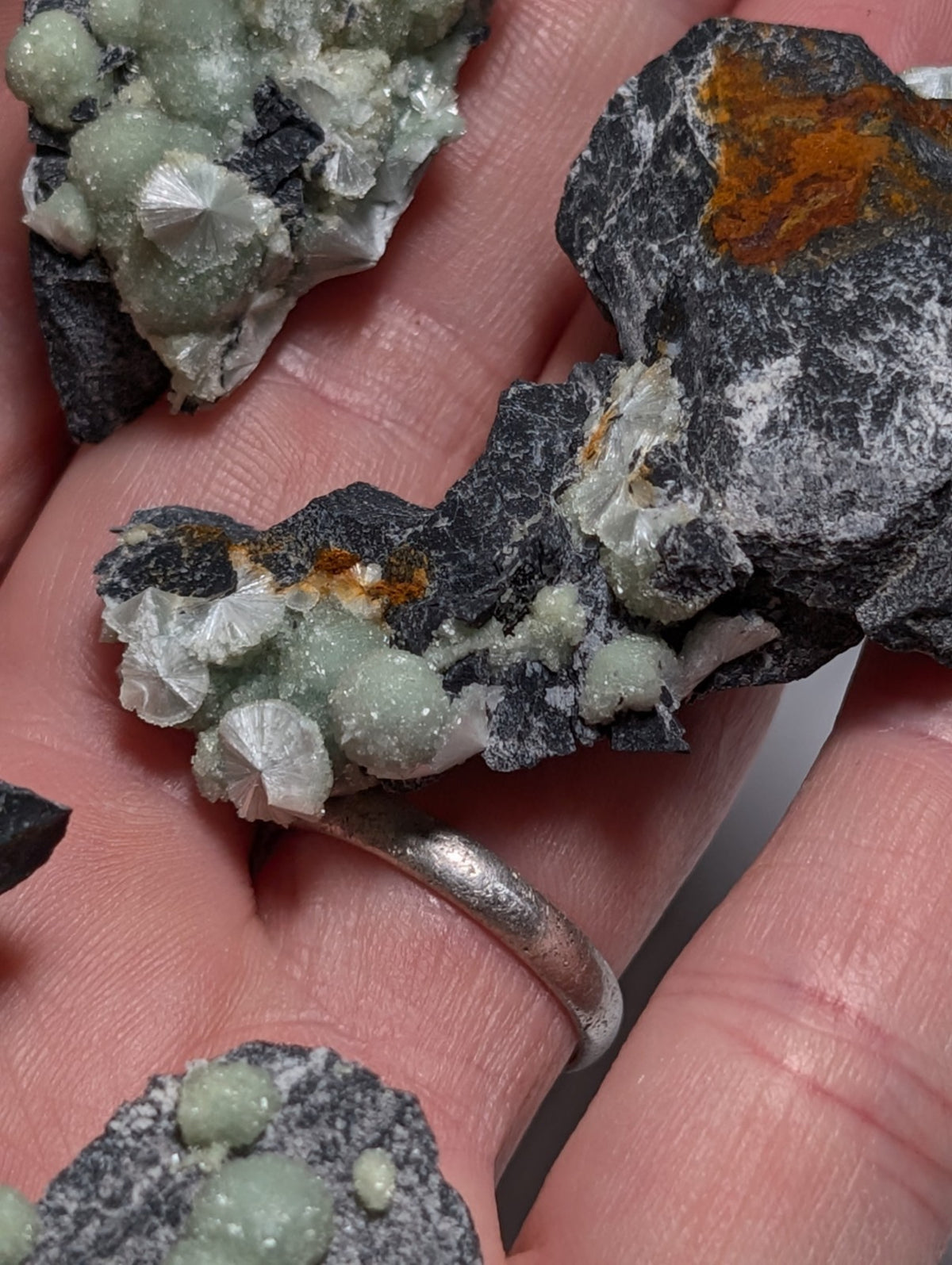 Set of 4 UV Reactive Wavellite - Fantastic Old Stock- Mauldin Mountain, Arkansas
