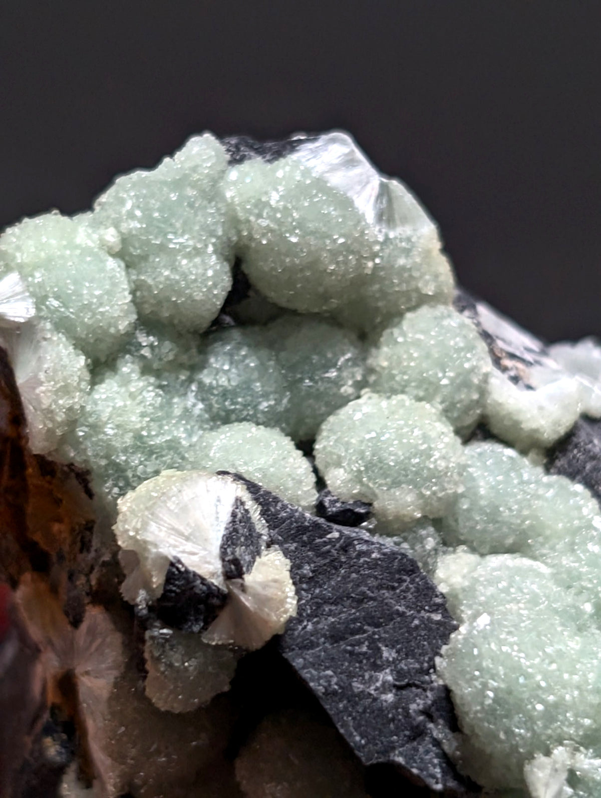 A+ UV Reactive Wavellite -Fantastic Old Stock- Mauldin Mountain, Arkansas, Rare
