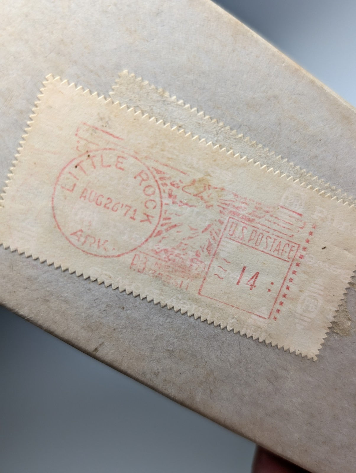 A faded off-white u.s. barite crystal from chamberlain creek with case old stock magnet cove arkansas