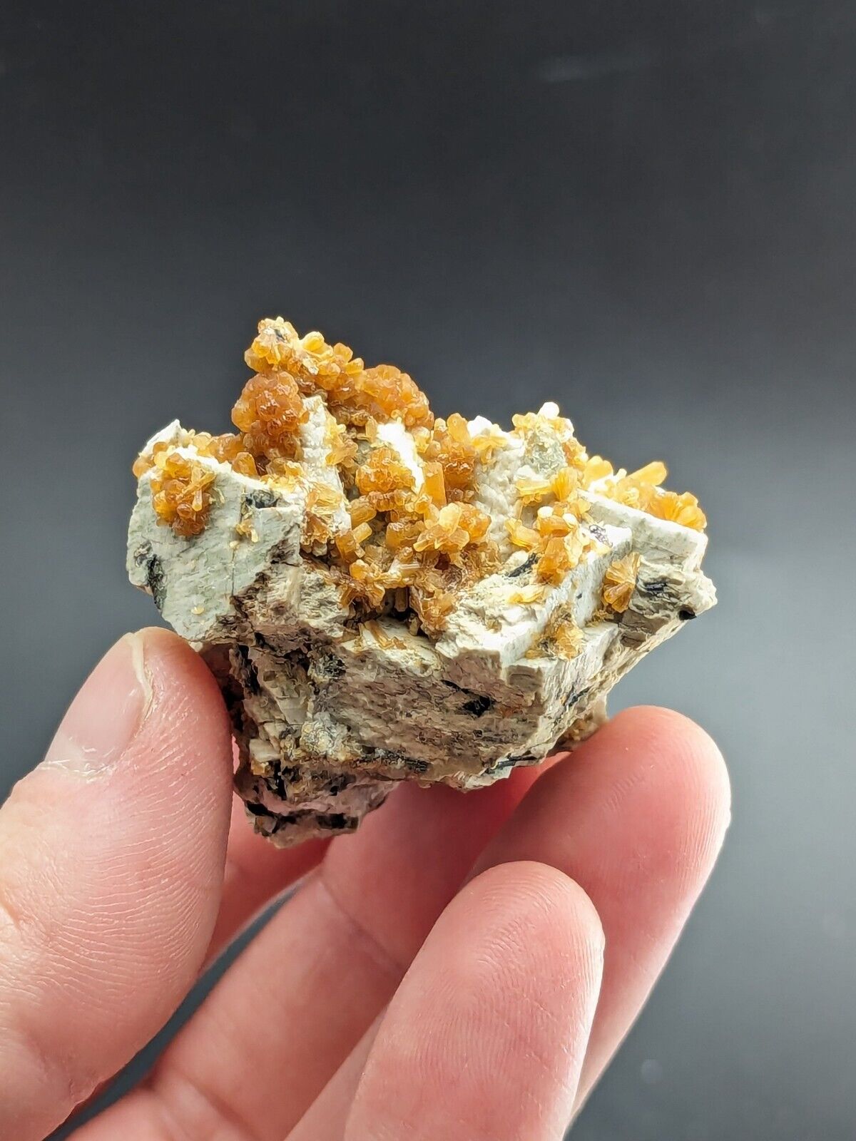 A + Stilbite Albite Biotite - 3M Quarry Little Rock Arkansas RARE old stock - Collectibles:Rocks Fossils &