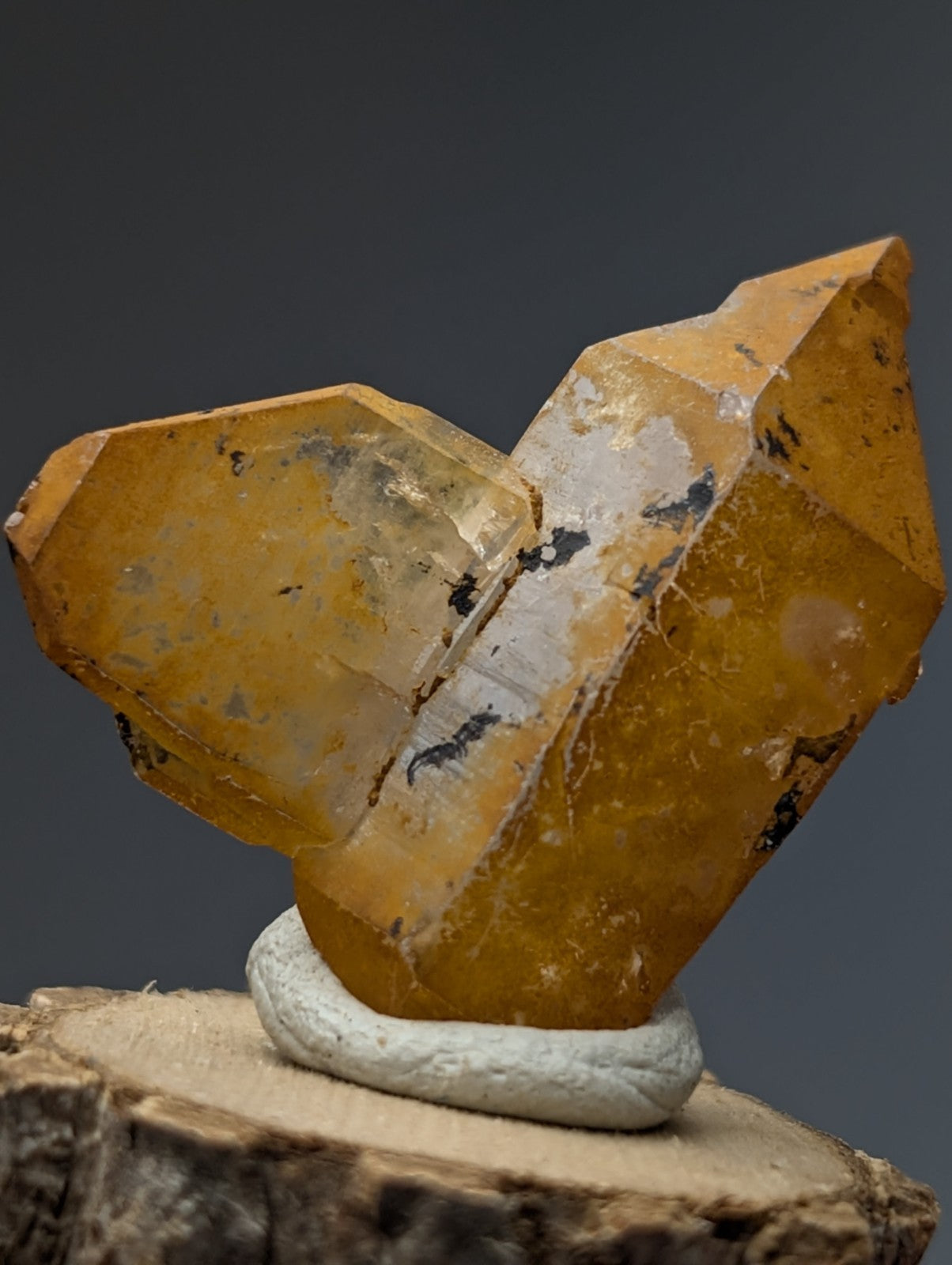 A+ unique quartz golden-yellow citrine crystal cluster with natural inclusions on a natural wood base from Arkansas