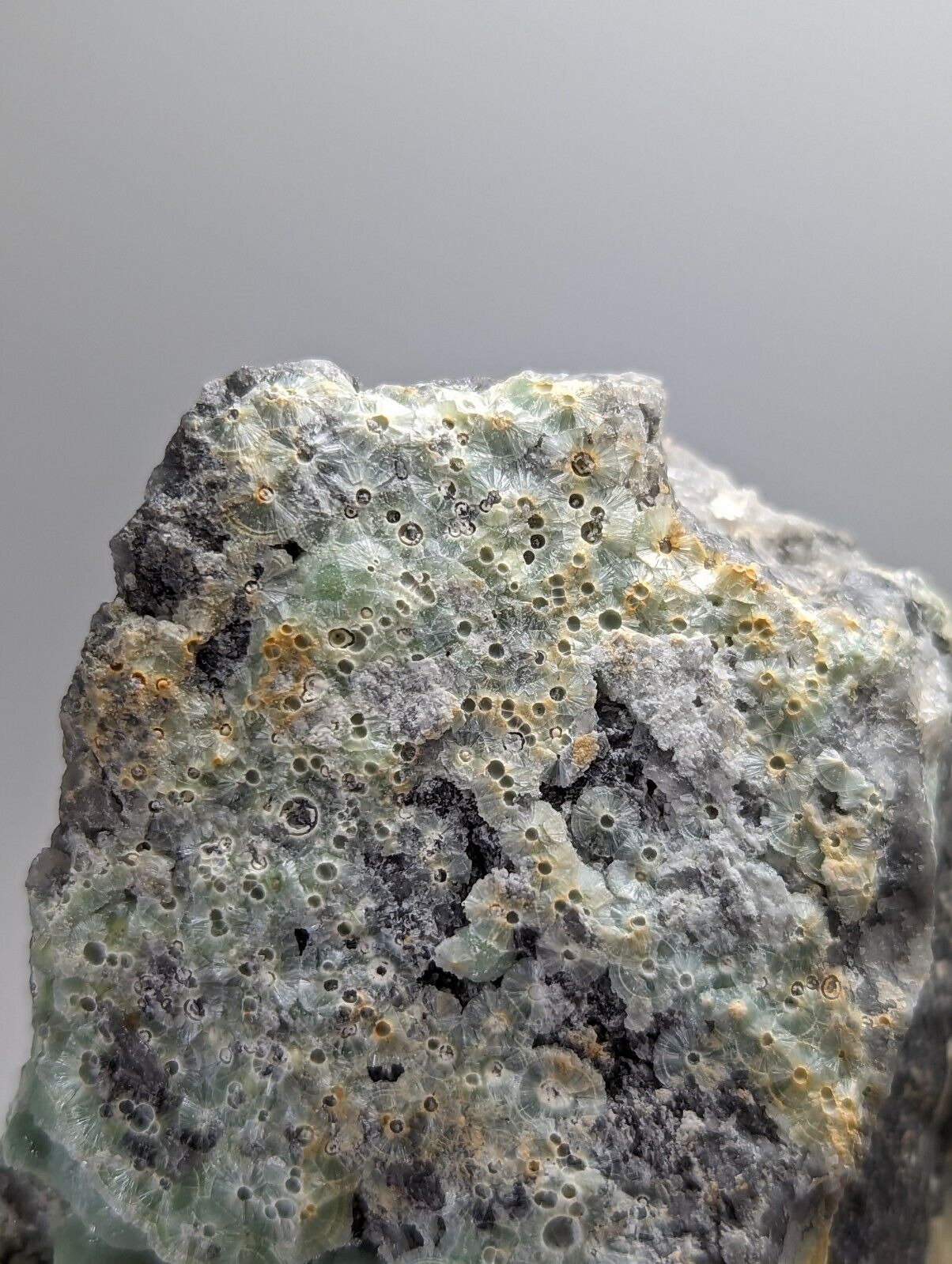 Amazing A + Wavellite - Fantastic Old Stock - Mauldin Mountain Arkansas - Collectibles:Rocks Fossils &