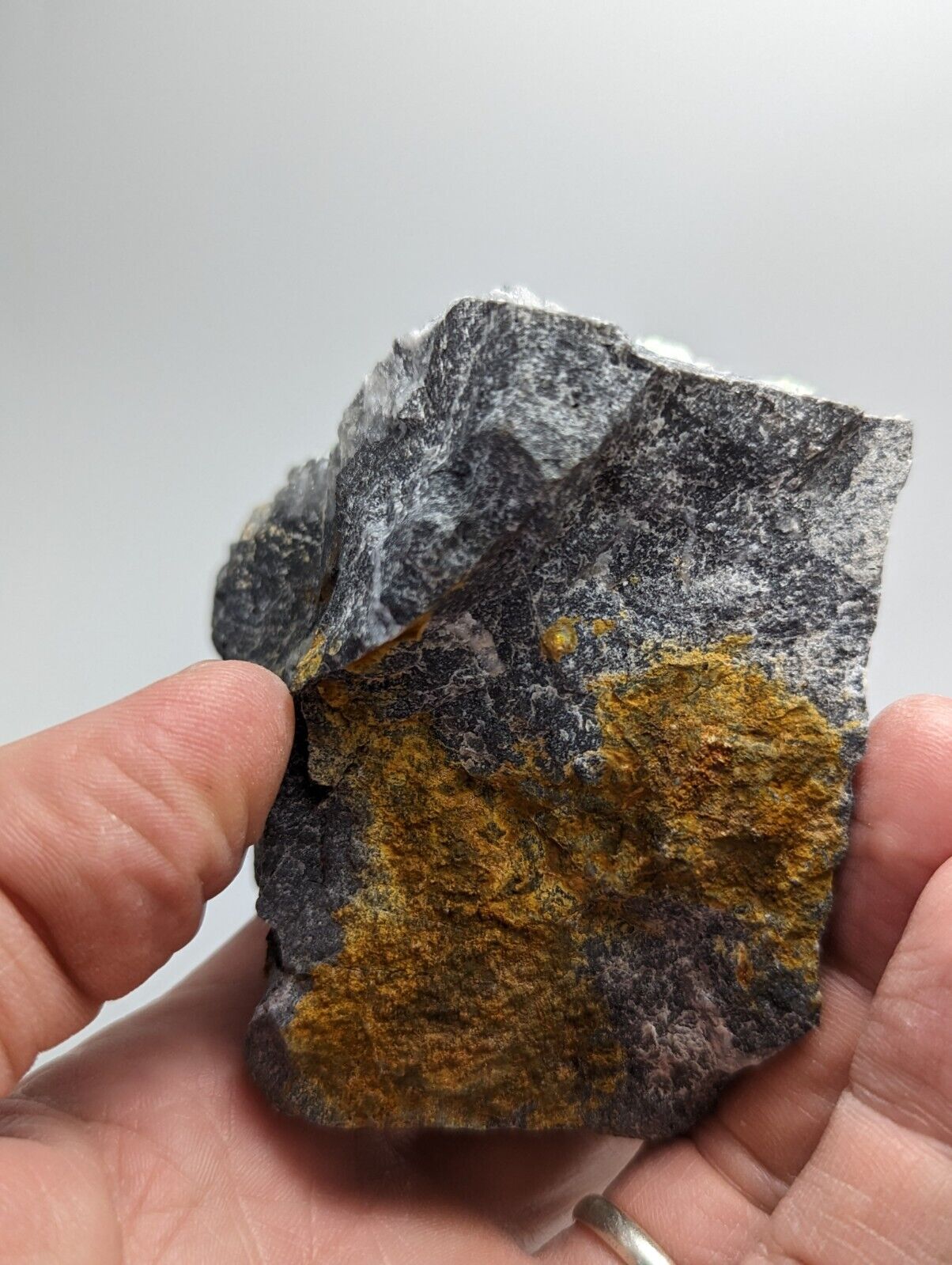 Amazing A + Wavellite - Fantastic Old Stock - Mauldin Mountain Arkansas - Collectibles:Rocks Fossils &