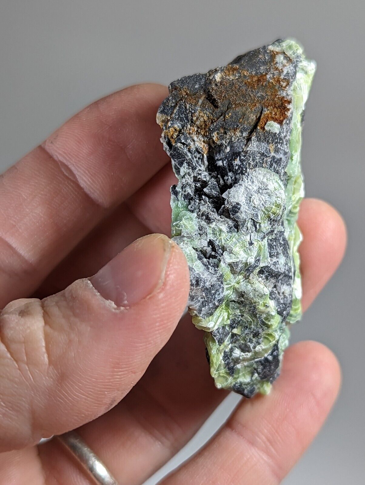 Amazing Wavellite - Fantastic 1990s Old Stock - Mauldin Mountain Arkansas - Collectibles:Rocks Fossils &