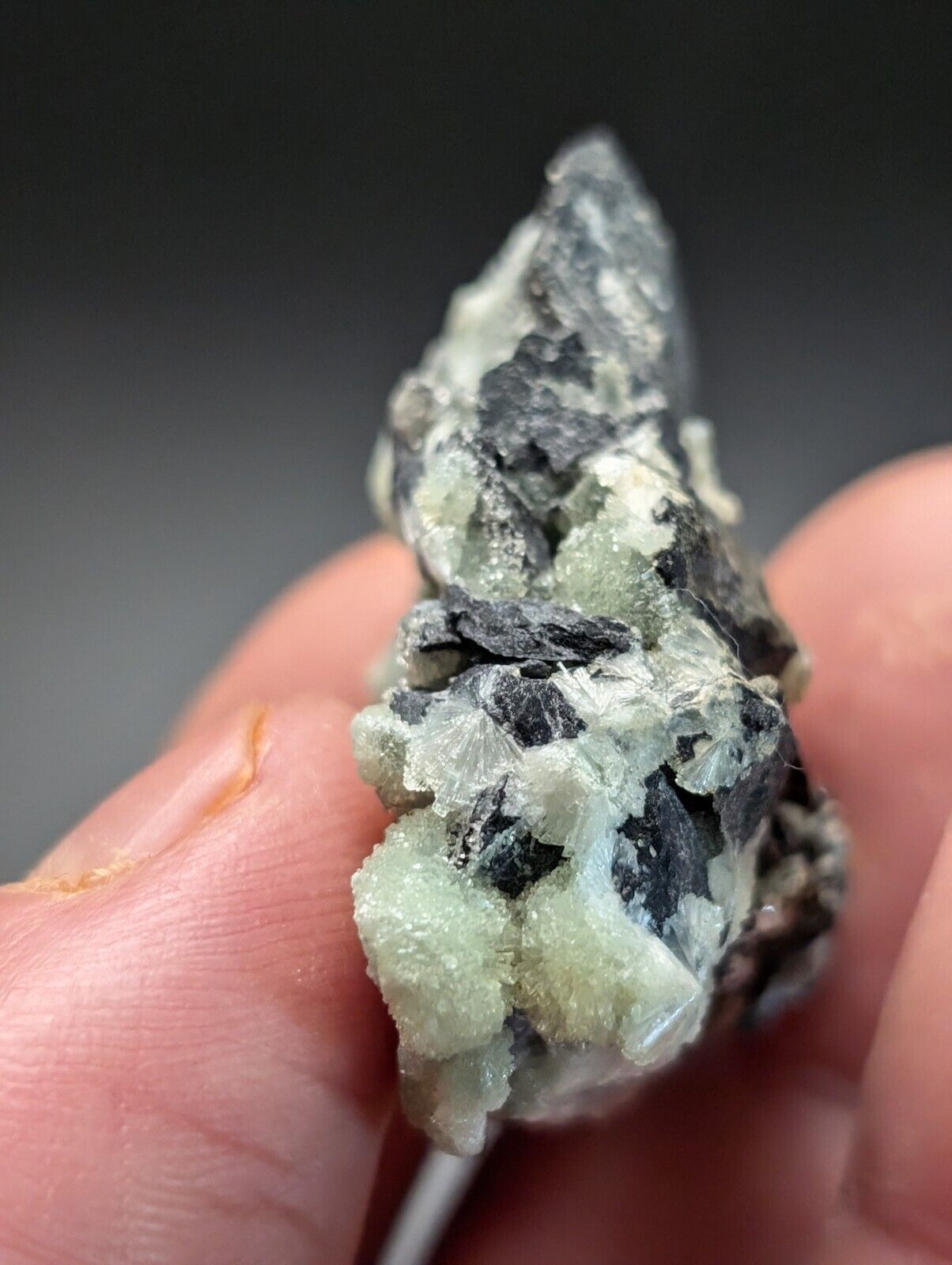 Amazing Wavellite Specimen (Arkansas USA) - OOAK Natural Crystal Cluster - Collectibles:Rocks Fossils &