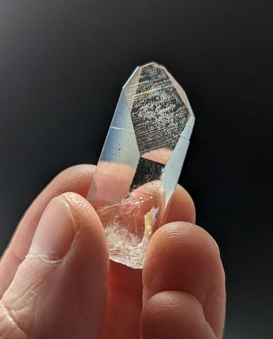 Arkansas Quartz Crystal Point w/ Rare Facet Inclusions Garland Co old stock - Collectibles:Rocks Fossils &