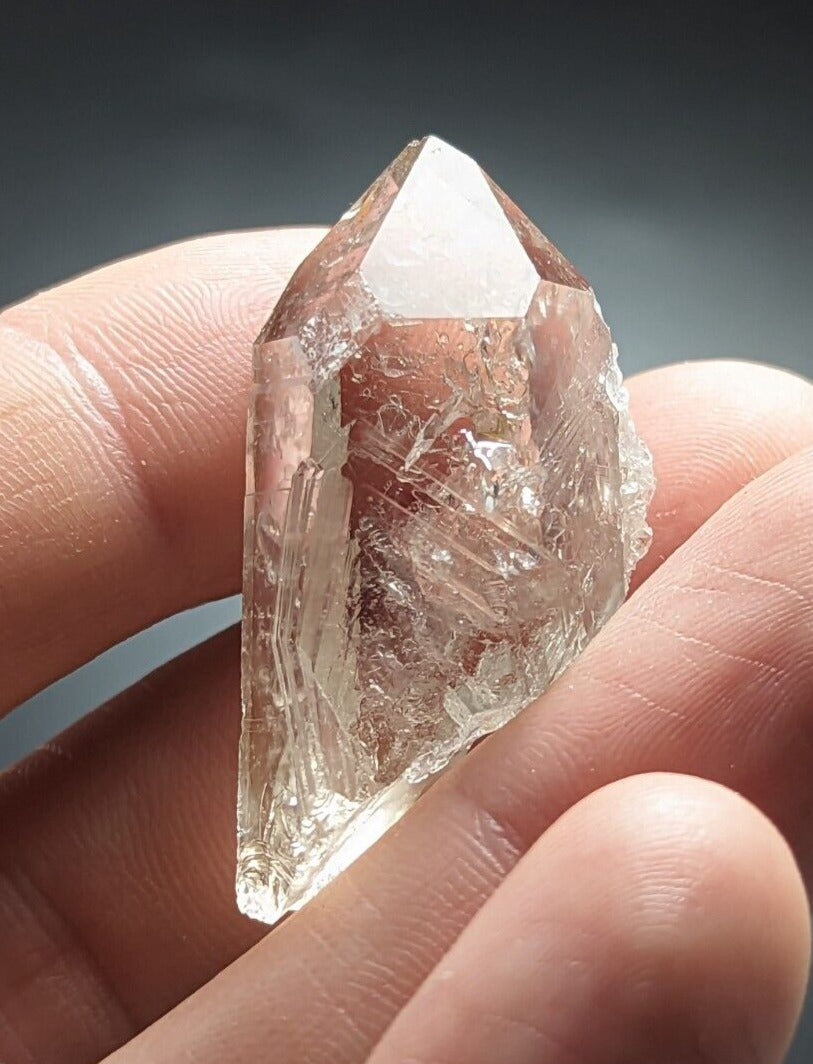 Arkansas Quartz Crystal Point w/ Rare Facet ’Inclusions’ Garland Co old stock - Collectibles:Rocks Fossils &