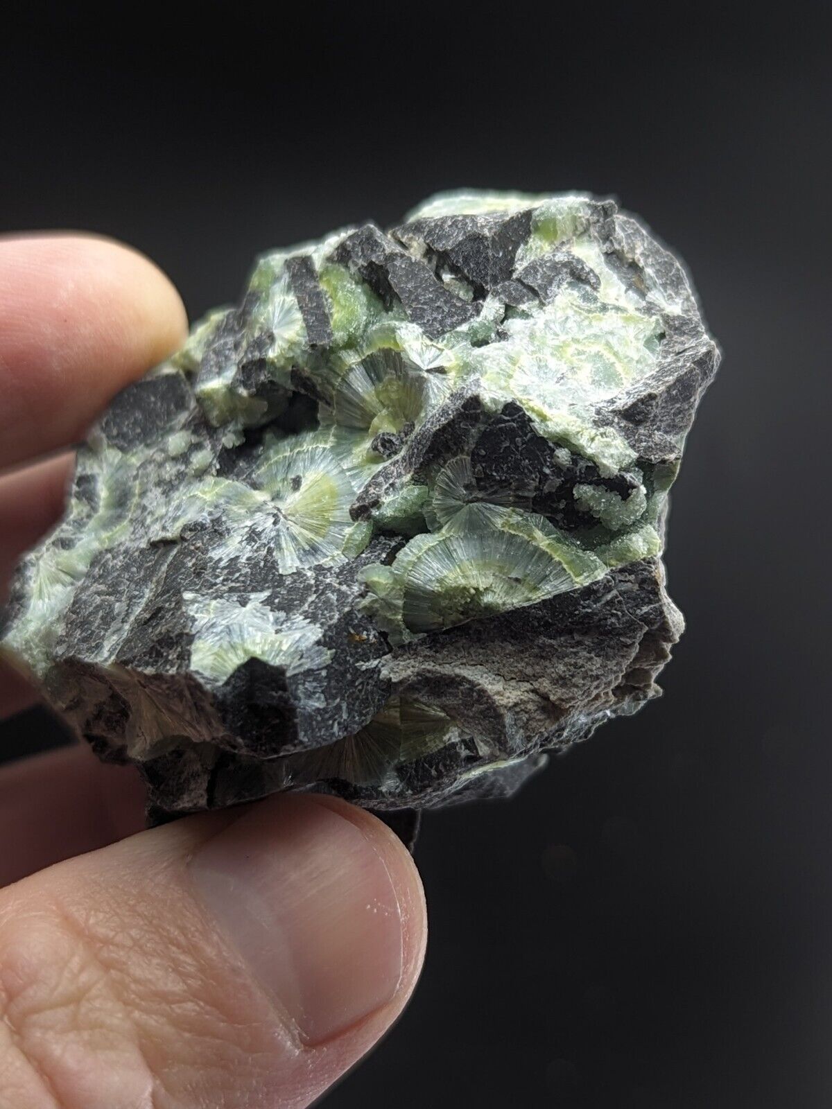 Awesome Wavellite - Fantastic Old Stock - Mauldin Mountain Arkansas - Collectibles:Rocks Fossils & Minerals:Crystals
