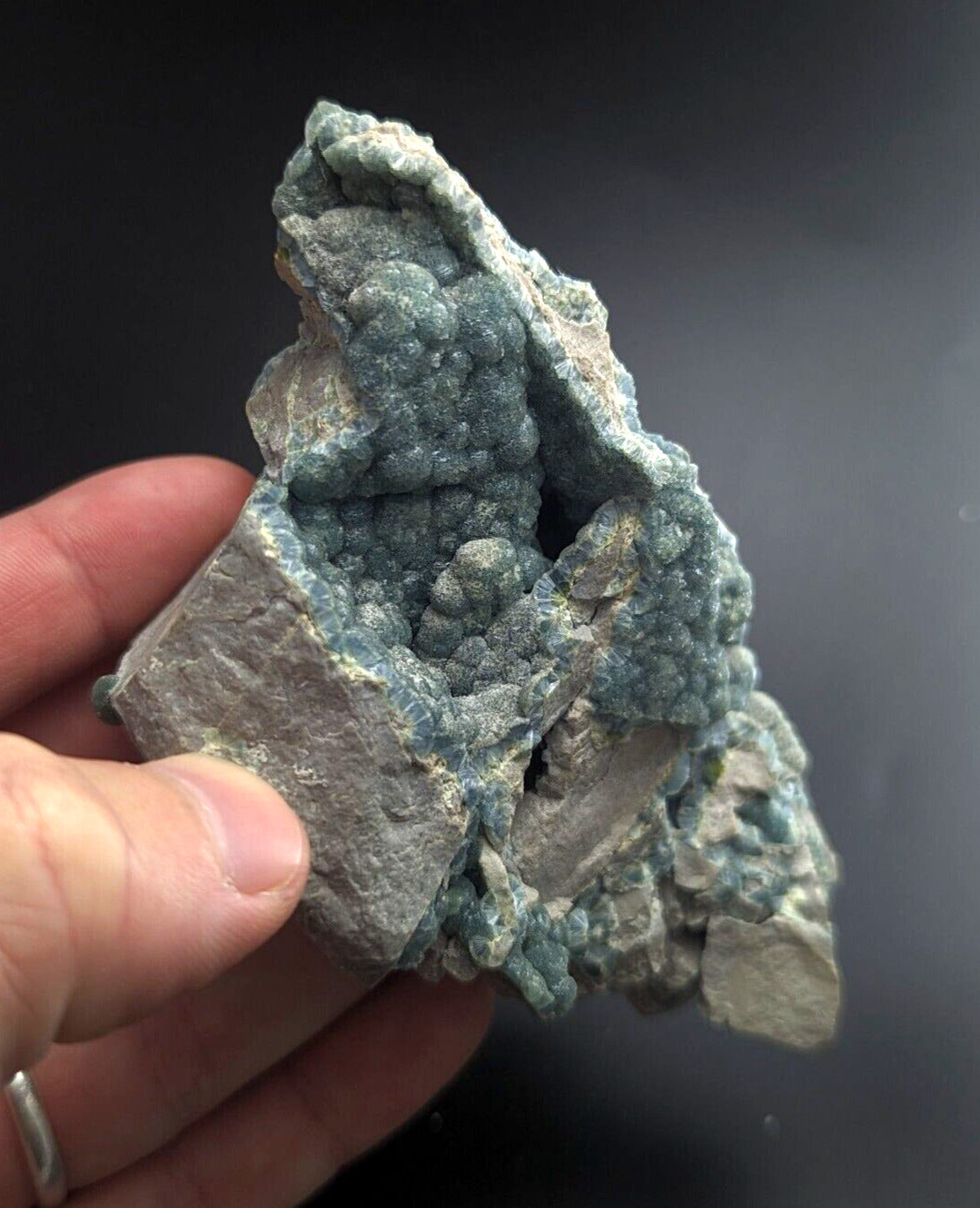 Blue-Green Wavellite - Delinde / Schmitt mine - Garland County Arkansas - Collectibles:Rocks Fossils &