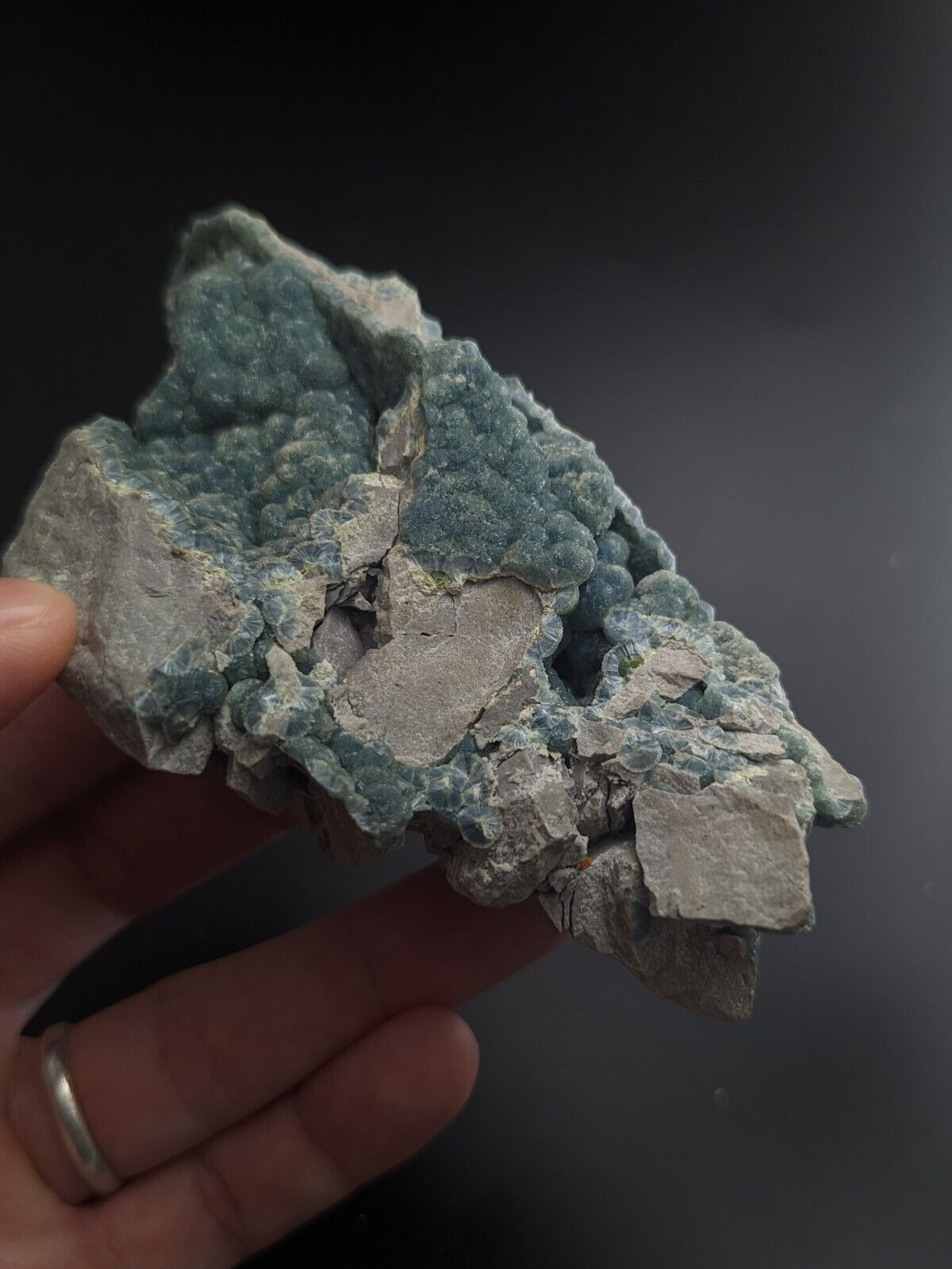 Blue-Green Wavellite - Delinde / Schmitt mine - Garland County Arkansas - Collectibles:Rocks Fossils &