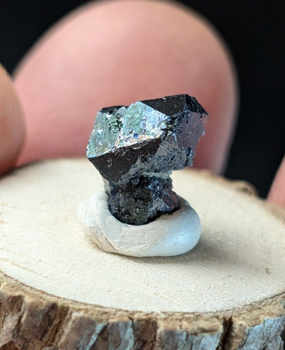 Brookite Crystal Cluster Magnet Cove Arkansas USA Old Stock w/ wood display - Collectibles:Rocks Fossils &