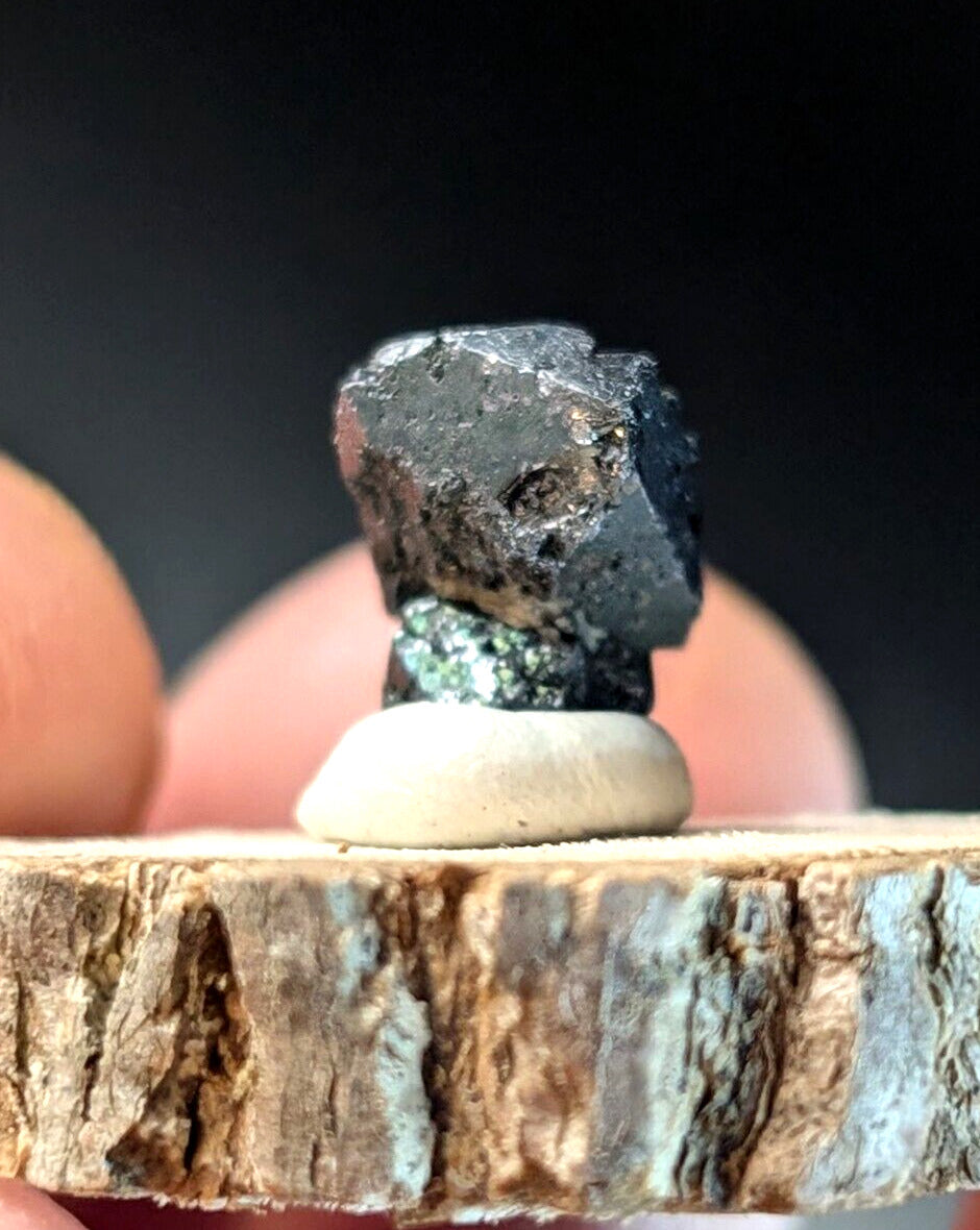 Brookite Crystal Cluster Magnet Cove Arkansas USA Old Stock w/ wood display - Collectibles:Rocks Fossils &