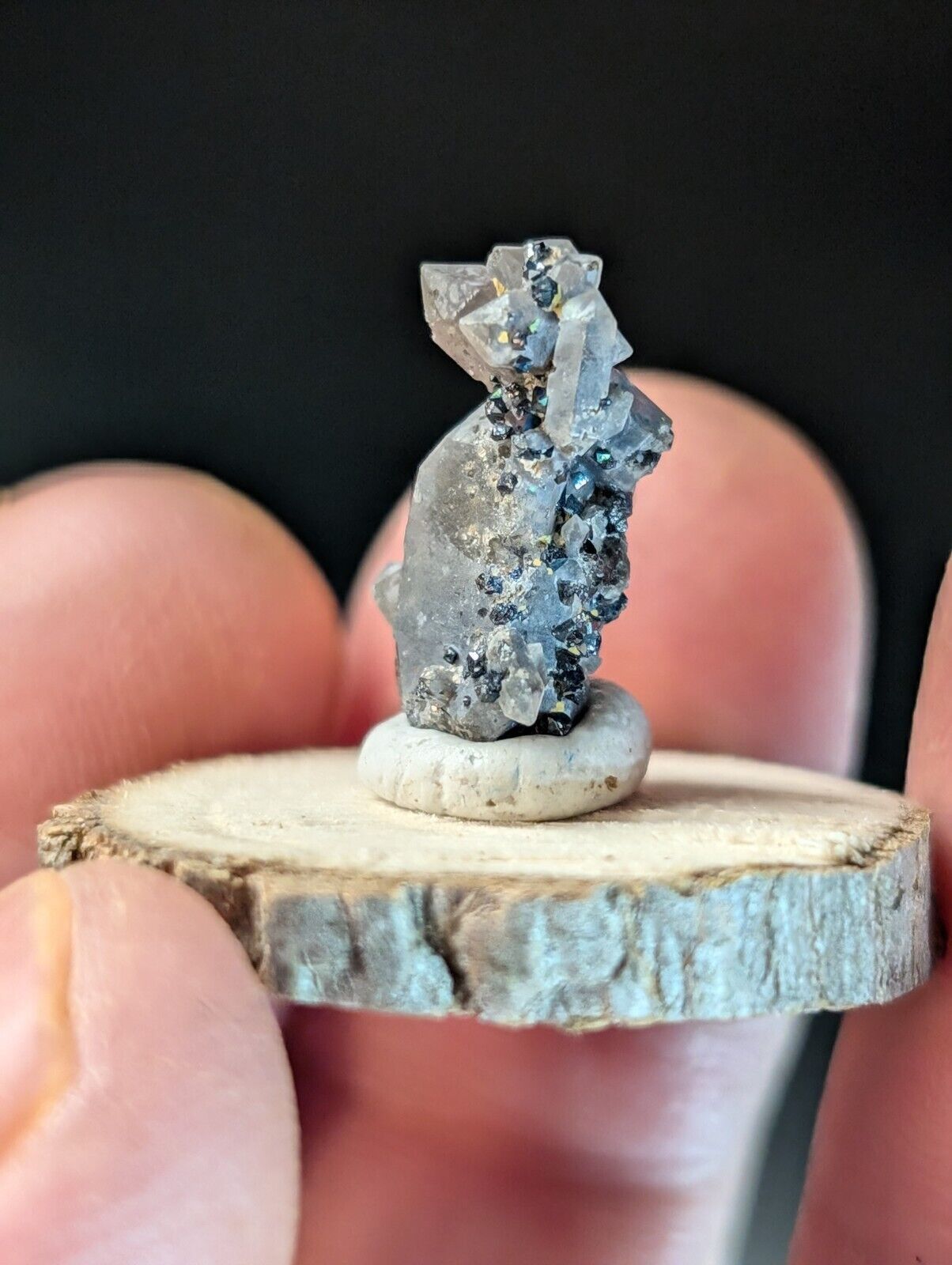 Brookite on Smoky Quartz Magnet Cove Arkansas USA Old Stock w/ wood display - Collectibles:Rocks Fossils &