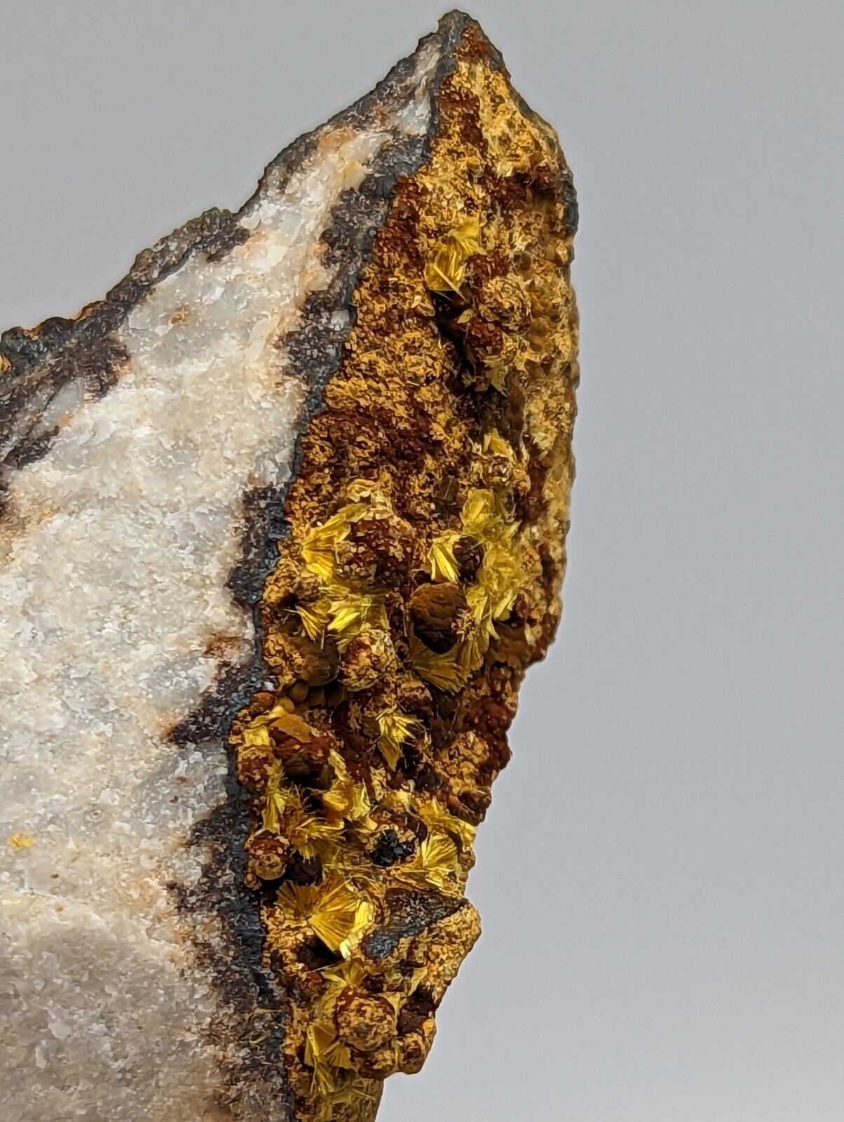 Cacoxenite on Novaculite Matrix Rare old stock 1970s Polk County Arkansas - Collectibles:Rocks Fossils &