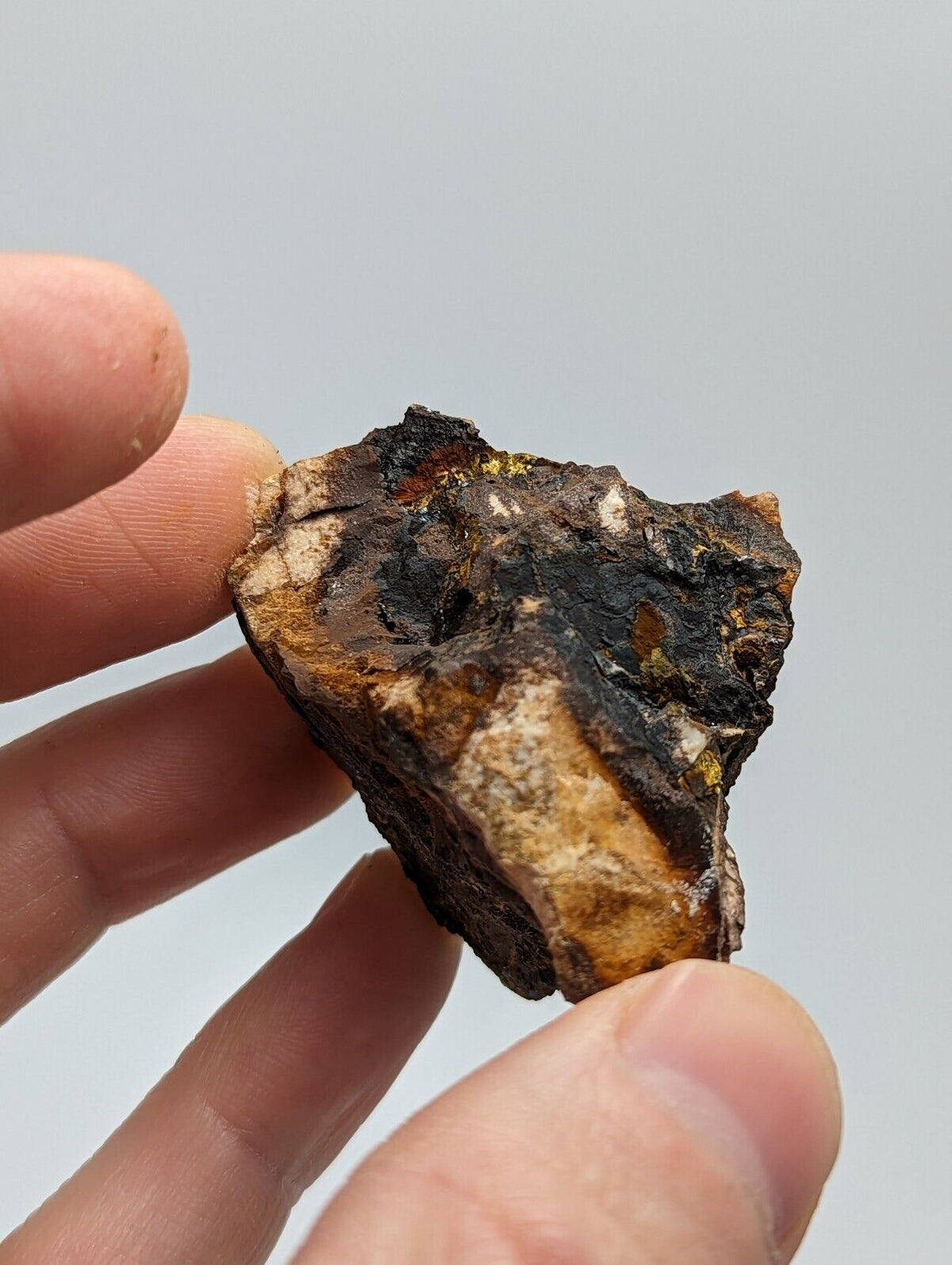 Cacoxenite on Novaculite Matrix Rare old stock 1970s Polk County Arkansas - Collectibles:Rocks Fossils &