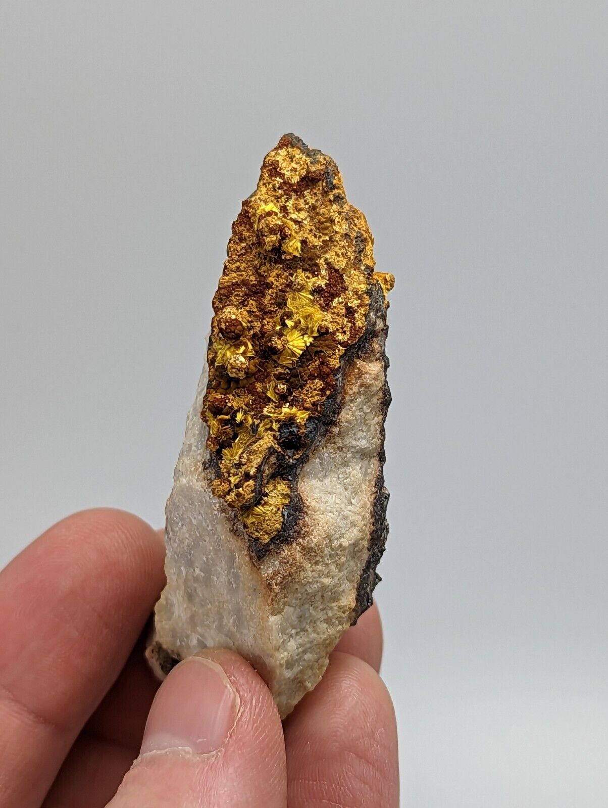 Cacoxenite on Novaculite Matrix Rare old stock 1970s Polk County Arkansas - Collectibles:Rocks Fossils &