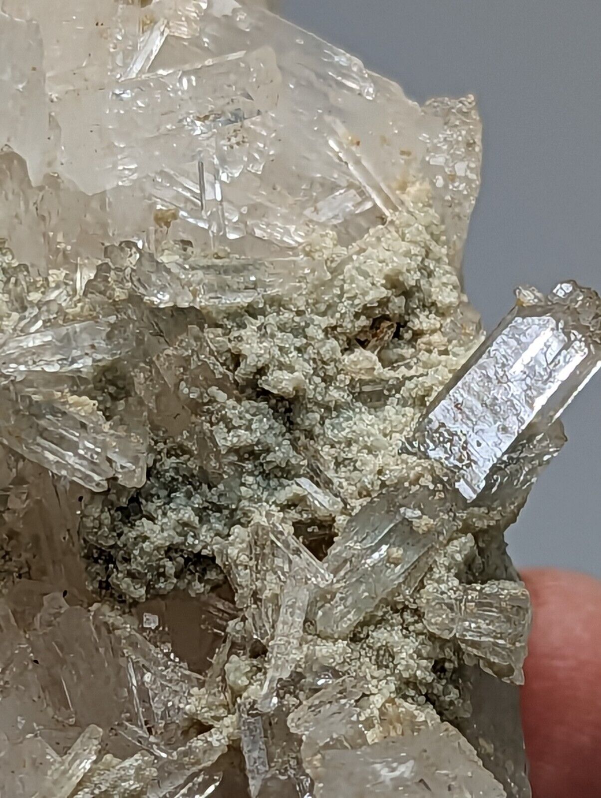 Jeffrey Quarry Quartz Crystal + Blue Cookeite Ultra Rare Arkansas Old Stock 8cm - Collectibles:Rocks Fossils &