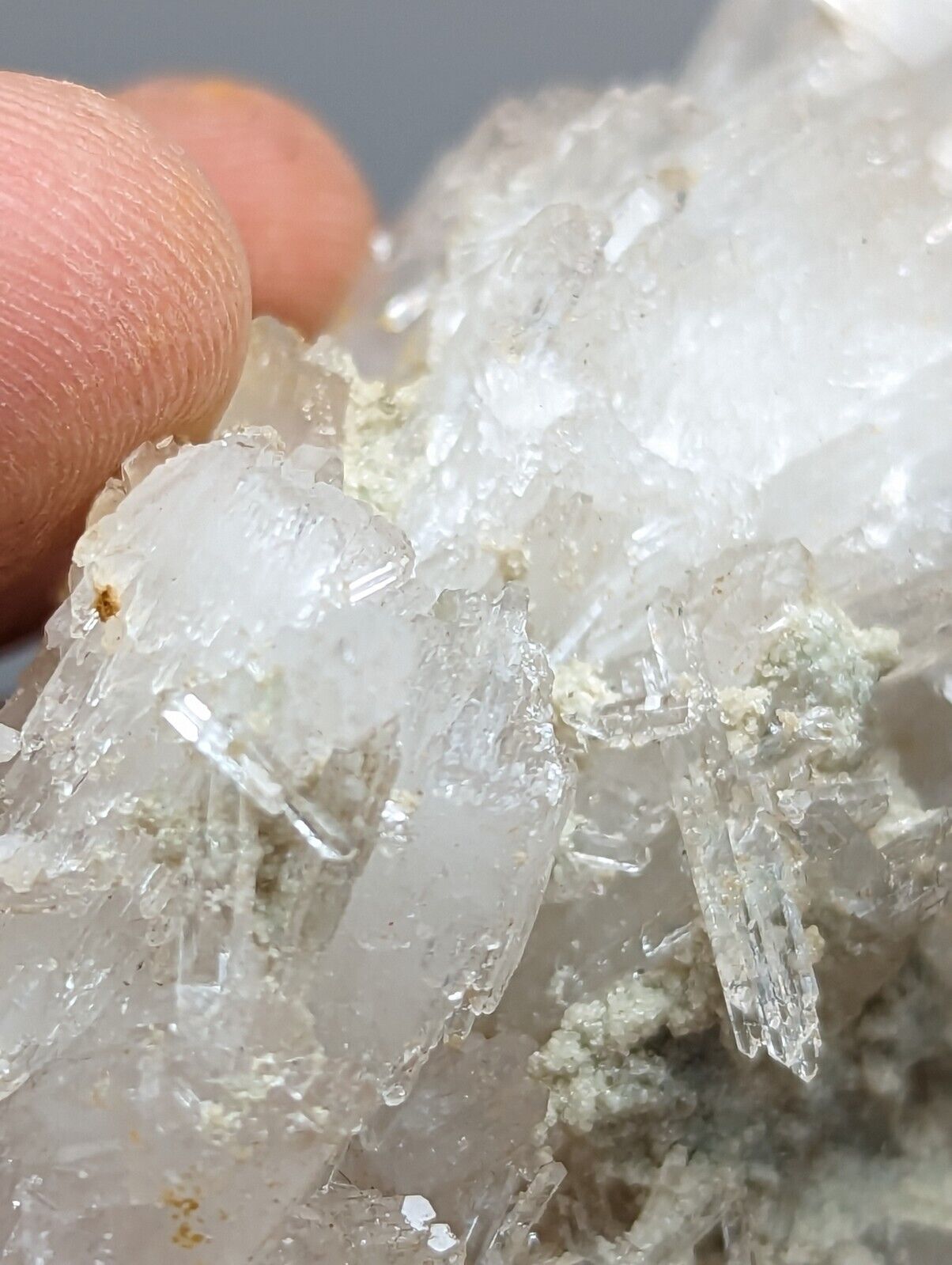 Jeffrey Quarry Quartz Crystal + Blue Cookeite Ultra Rare Arkansas Old Stock 8cm - Collectibles:Rocks Fossils &