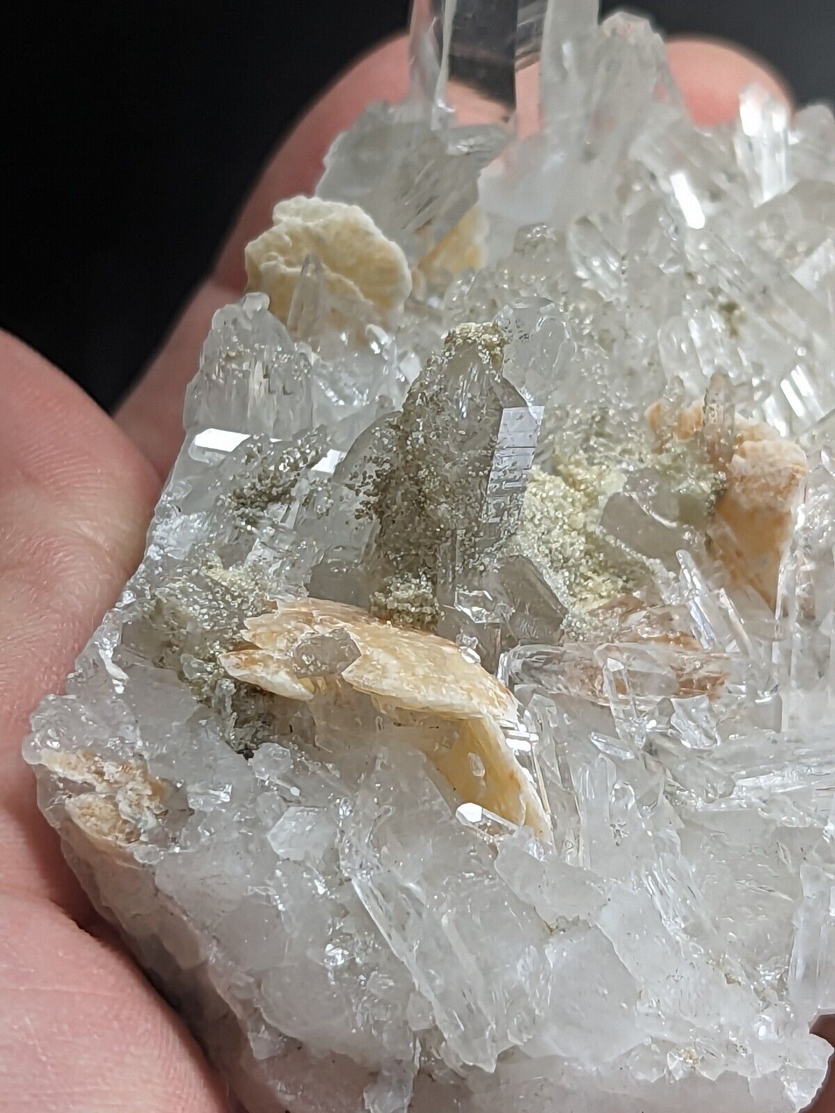 Jeffrey Quarry Quartz Crystal w/ Cookeite and Ankerite Ultra Rare Arkansas - Collectibles:Rocks Fossils &
