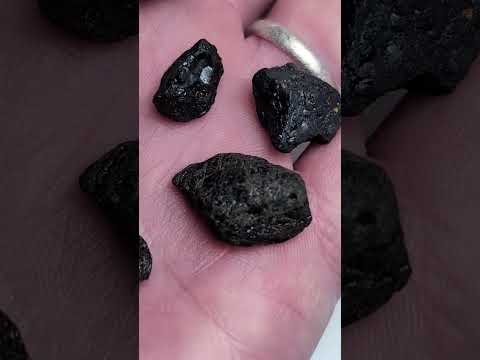 Rare set of Titanium-bearing Garnets, Magnet Cove, Arkansas, Old