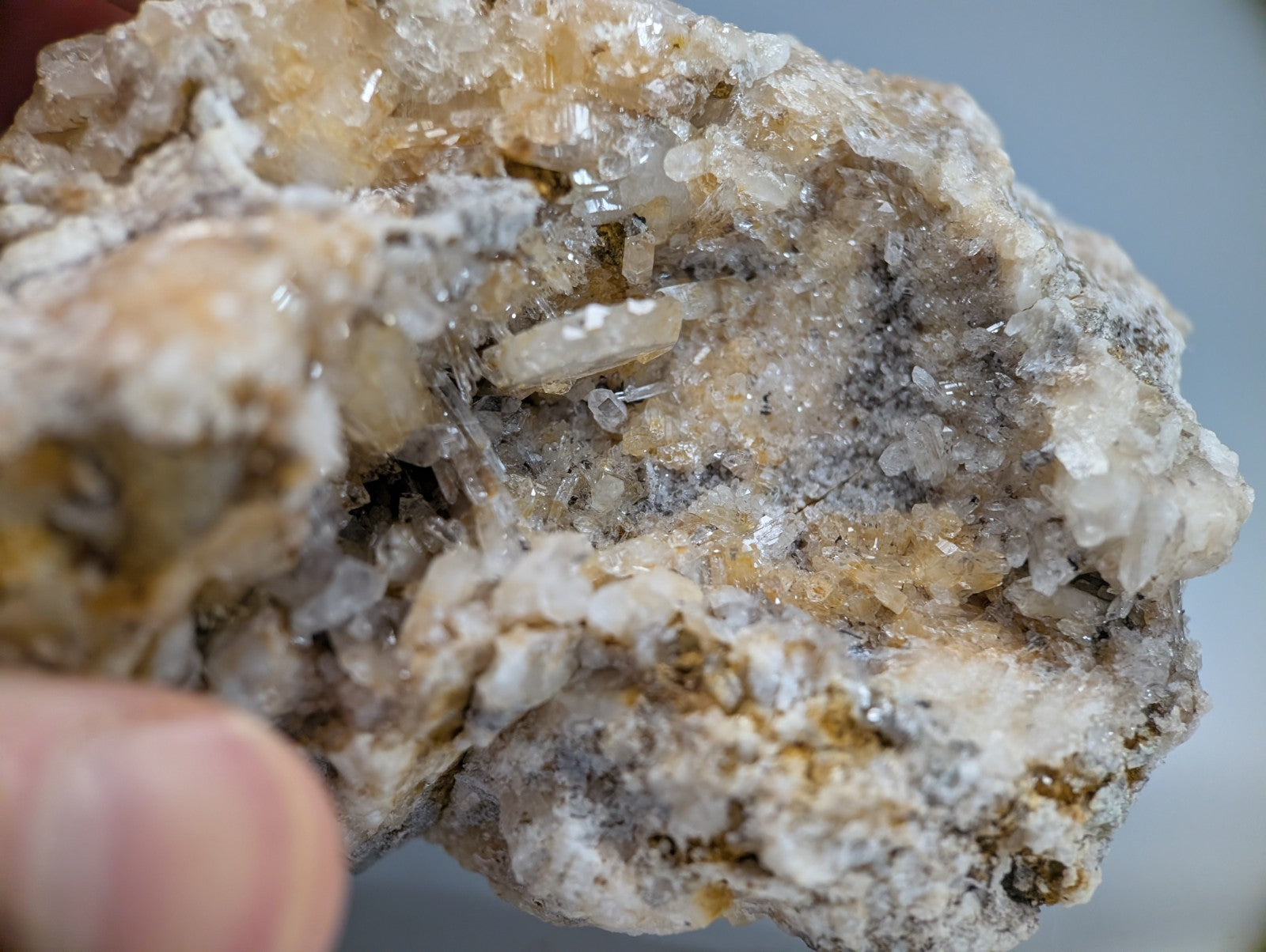 Quartz crystal cluster with translucent white and pale yellow solution quartz and cookeite in gray matrix from Arkansas