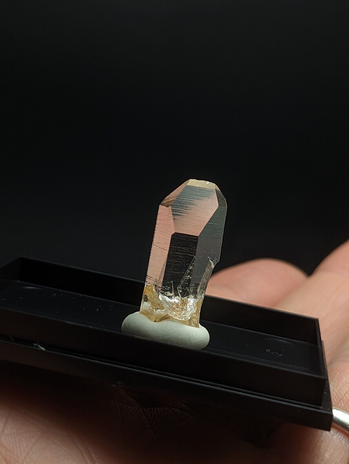 Quartz - Unique Optical Crystal w/ case - Old Stock - Arkansas USA ooak - Collectibles:Rocks Fossils &