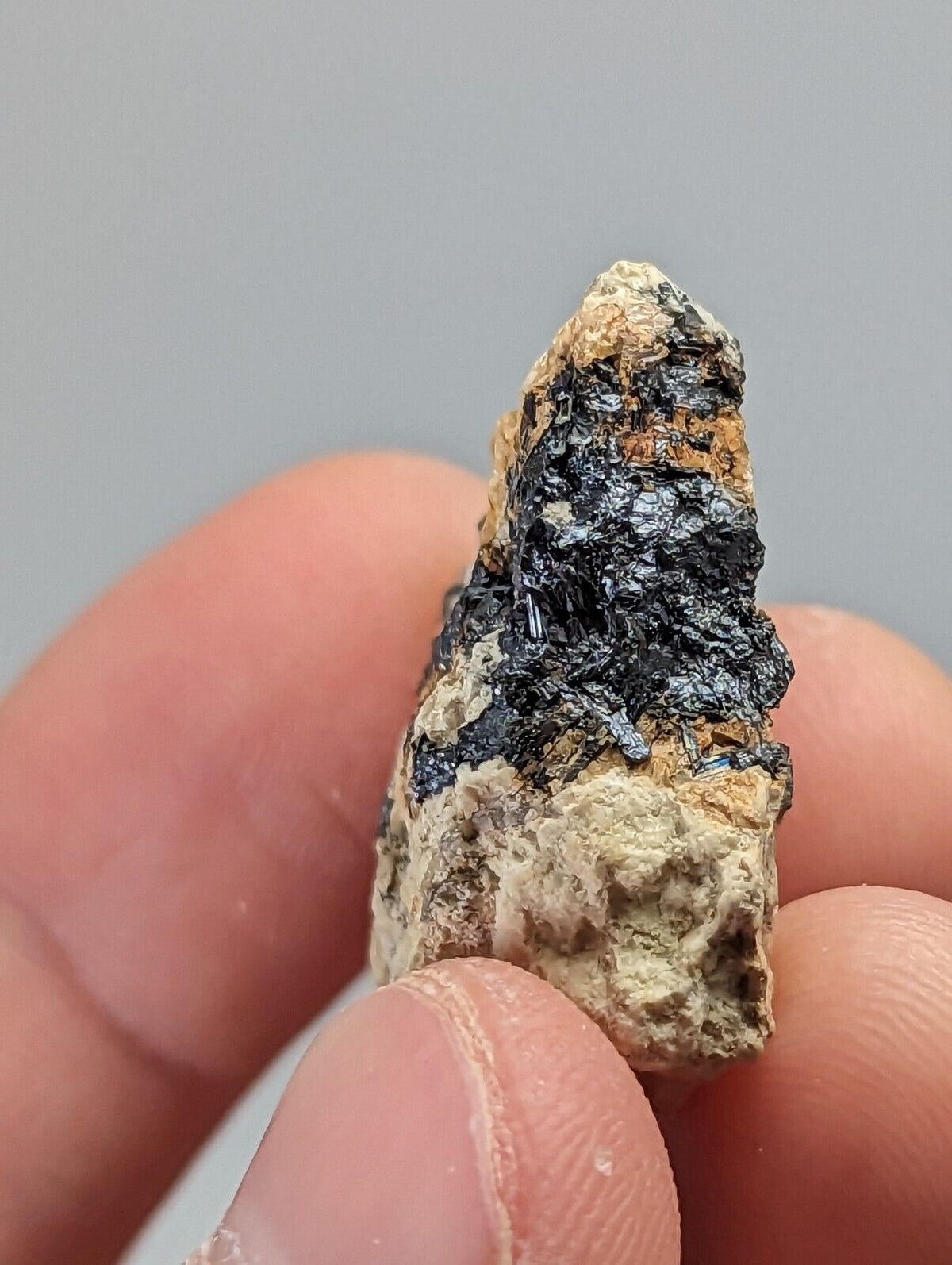 Rutile in Matrix Magnet Cove Arkansas Hot Spring County Super Rare Old Stock - Collectibles:Rocks Fossils &