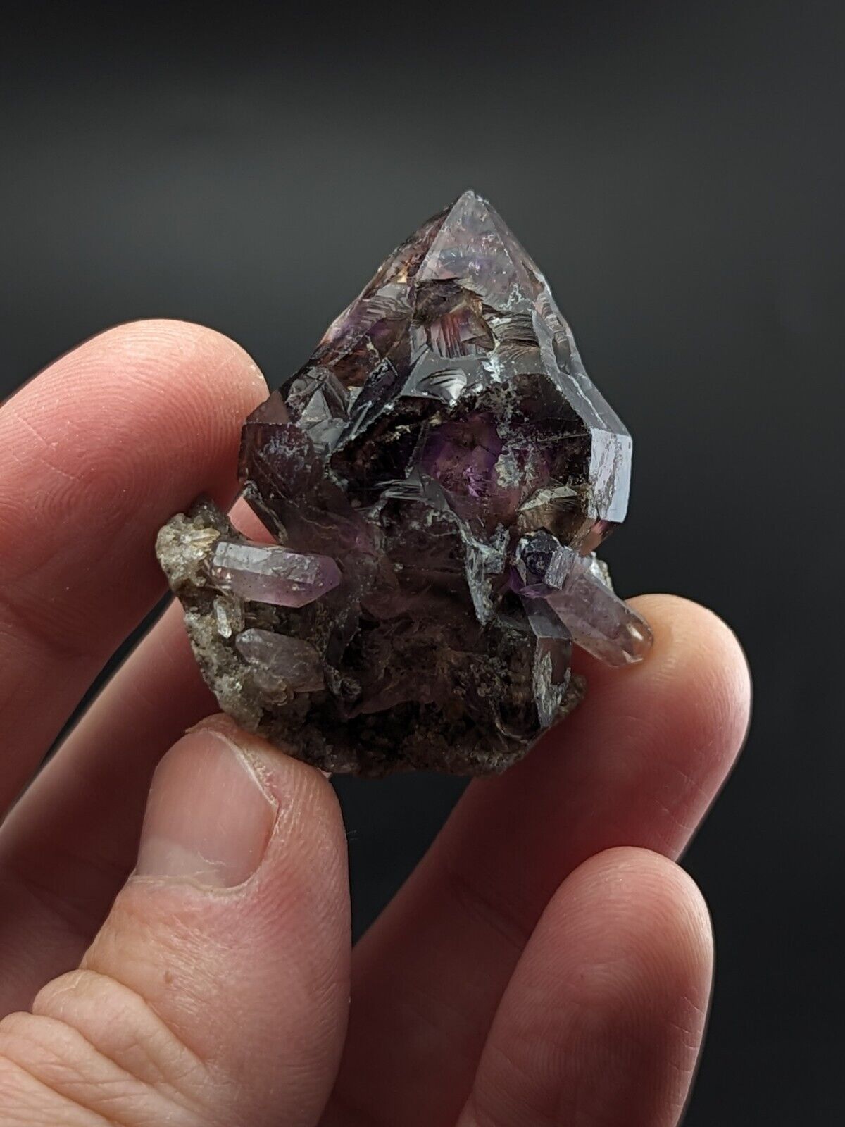 Shangaan Amethyst Scepter Crystal from Chibuku Zimbabwe ’Hatched Egg’ - Collectibles:Rocks Fossils & Minerals:Crystals