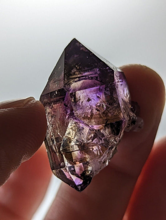 Shangaan Smoky Amethyst Quartz Crystal Scepter from Chimbuku Mine Zimbabwe - Collectibles:Rocks Fossils &