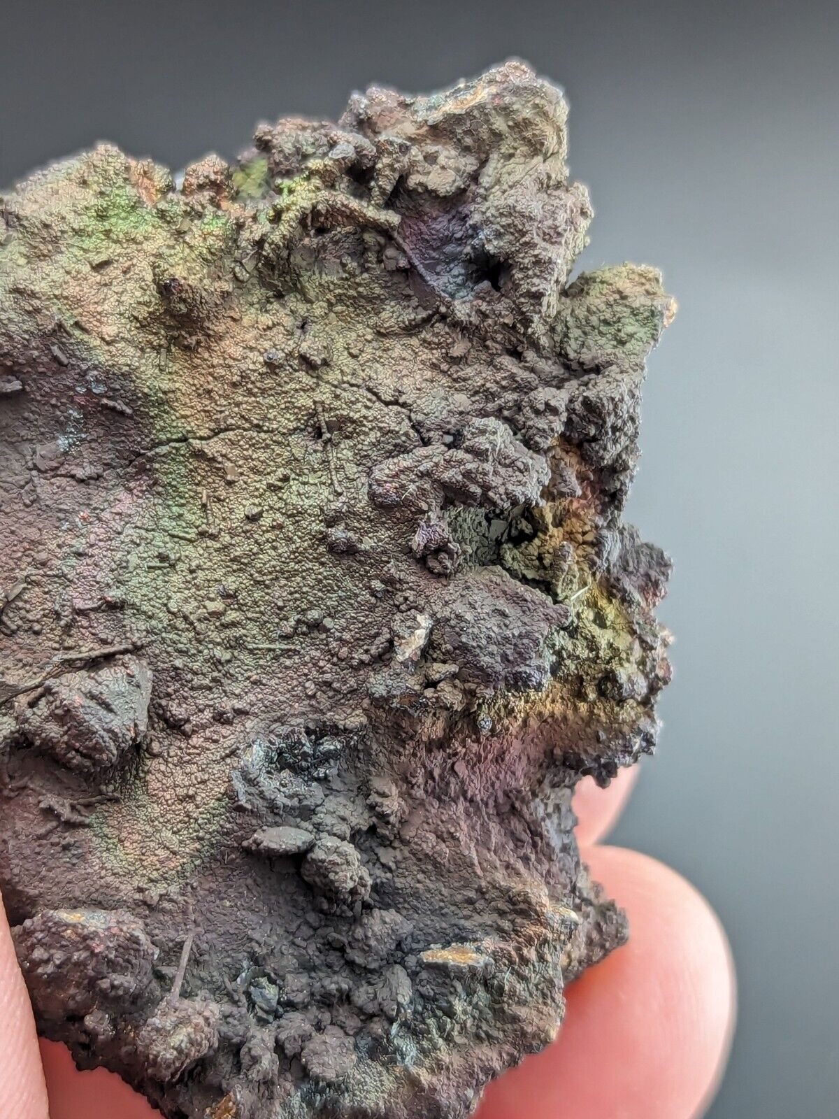 Turgite Iridescent Hematite on Quartz Graves Mountain Georgia Old Collection - Collectibles:Rocks Fossils &