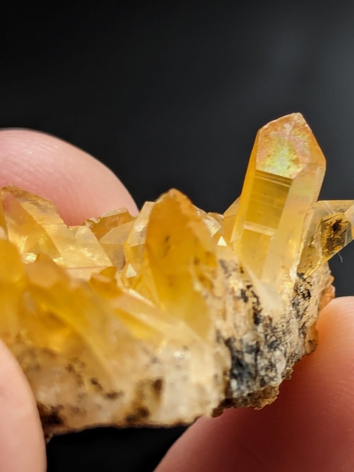 Unique Quartz Crystal Cluster- Garland County Arkansas w/ natural iridescence - Collectibles:Rocks Fossils &