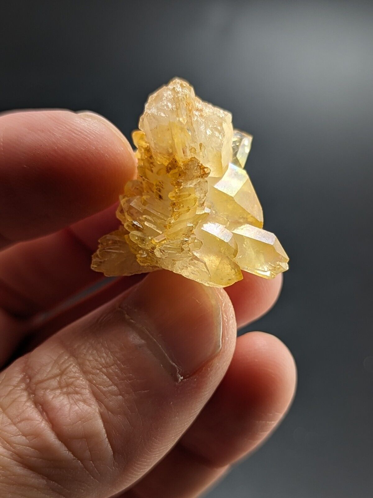 Unique Quartz Crystal Floater - Garland County Arkansas w/ natural iridescence - Collectibles:Rocks Fossils &