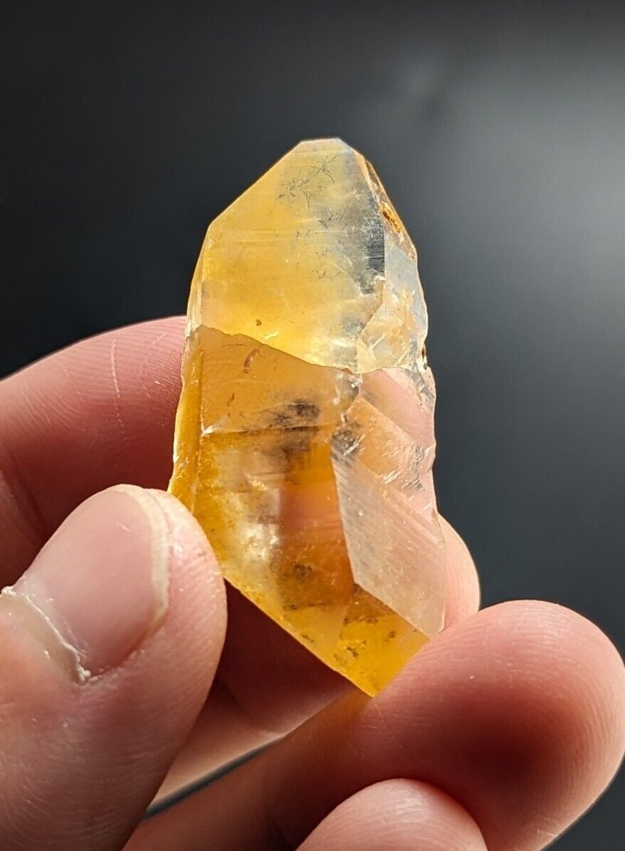 Unique Quartz Crystal Floater - Garland County Arkansas w/ natural iridescence - Collectibles:Rocks Fossils &