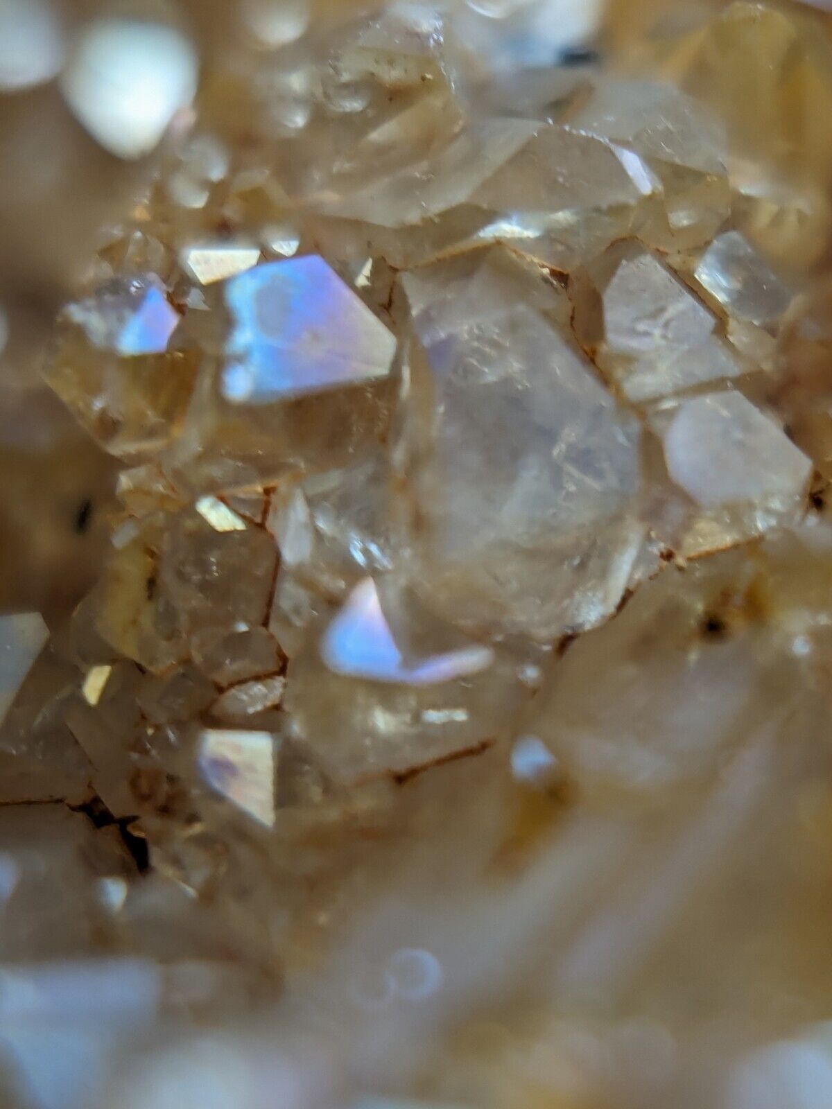 Unique Quartz Crystal Floater - Garland County Arkansas w/ natural iridescence - Collectibles:Rocks Fossils &