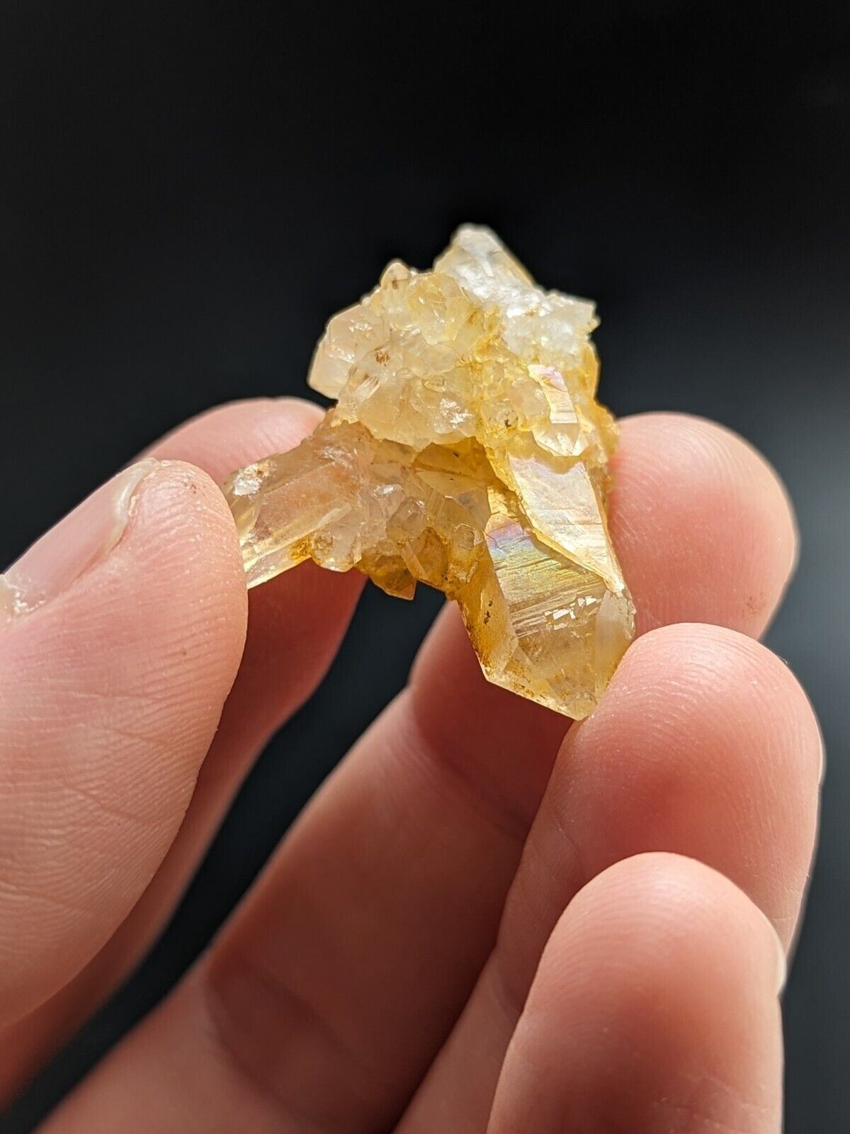 Unique Quartz Crystal Floater - Garland County Arkansas w/ natural iridescence - Collectibles:Rocks Fossils &