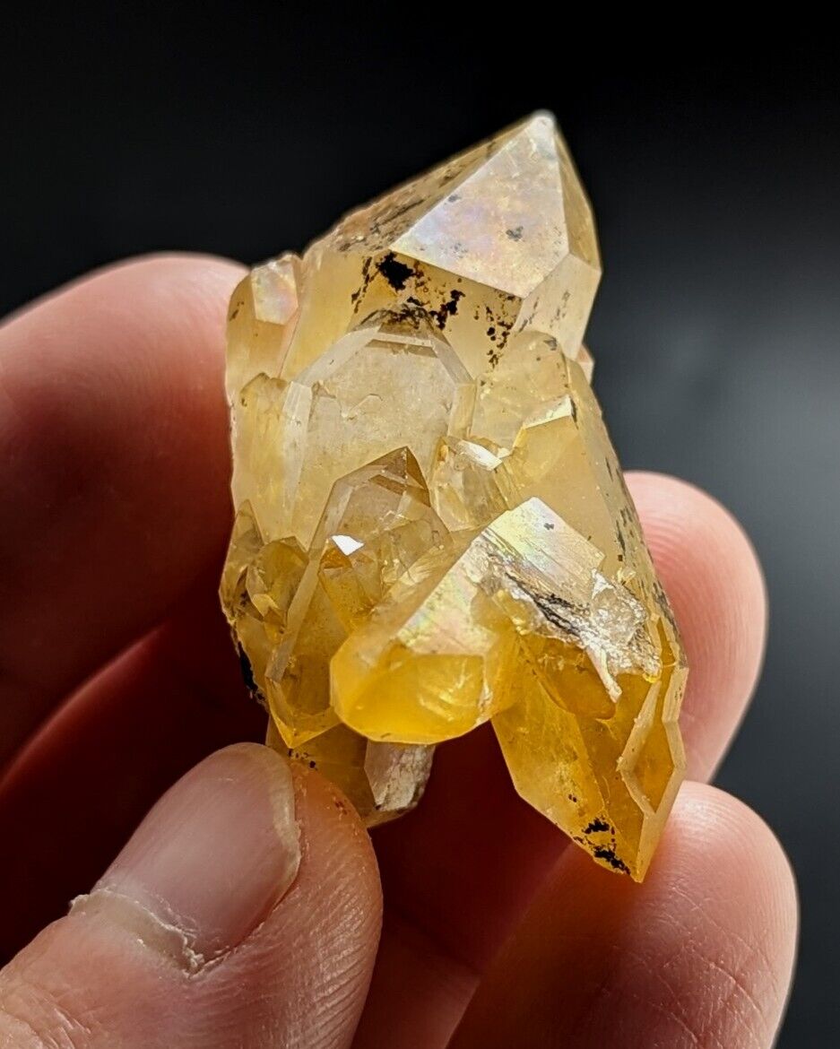 Unique Quartz Crystal Floater - Garland County Arkansas w/ natural iridescence - Collectibles:Rocks Fossils &