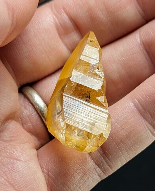 Unique Quartz Crystal Floater - Garland County Arkansas w/ natural iridescence - Collectibles:Rocks Fossils &