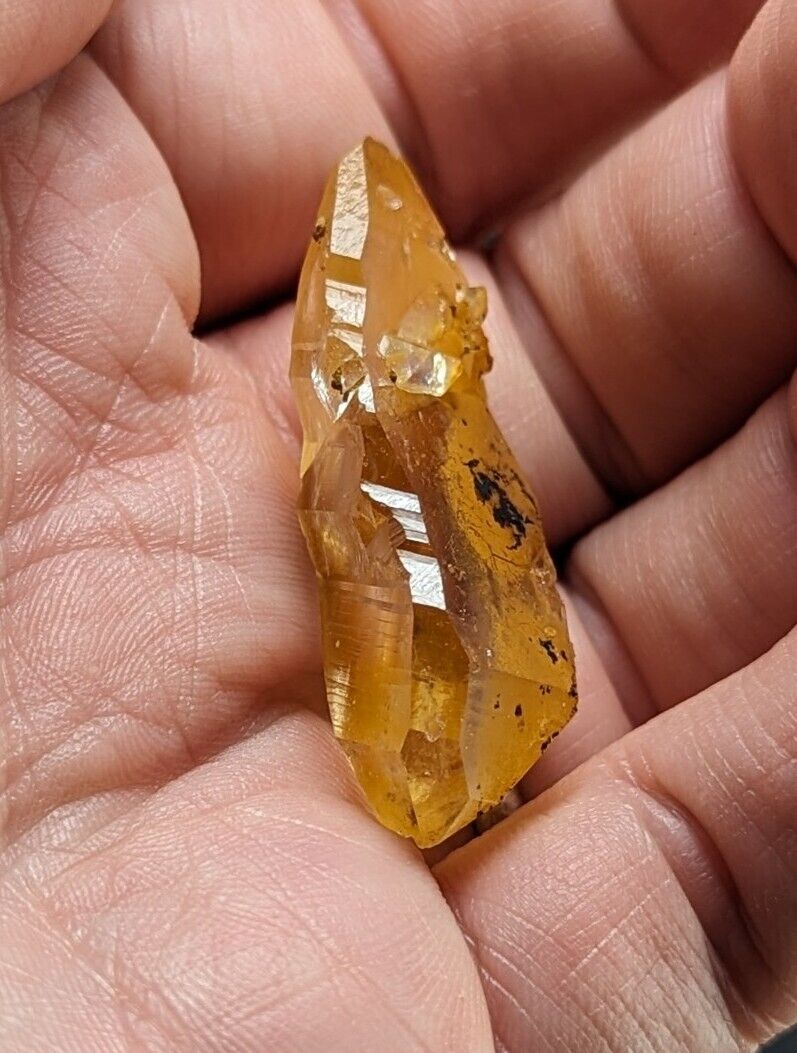 Unique Quartz Crystal Floater - Garland County Arkansas w/ natural iridescence - Collectibles:Rocks Fossils &