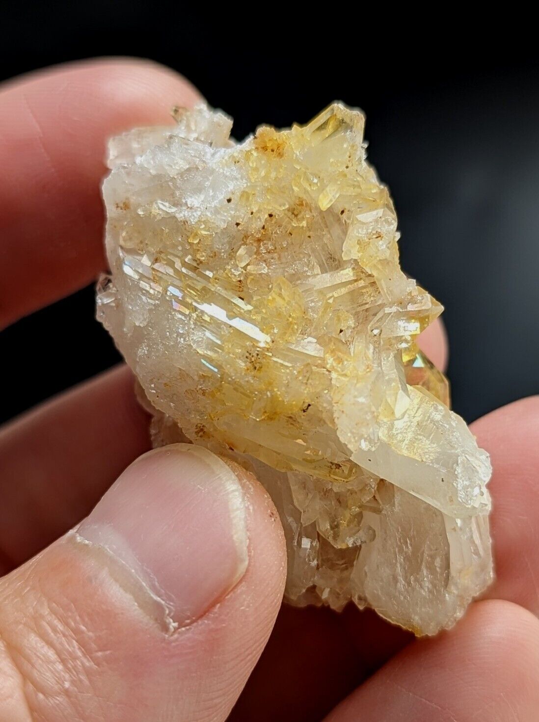 Unique Quartz Crystal Floater - Garland County Arkansas w/ natural iridescence - Collectibles:Rocks Fossils &