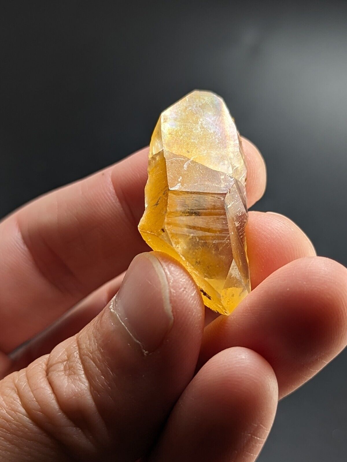Unique Quartz Crystal Floater - Garland County Arkansas w/ natural iridescence - Collectibles:Rocks Fossils &