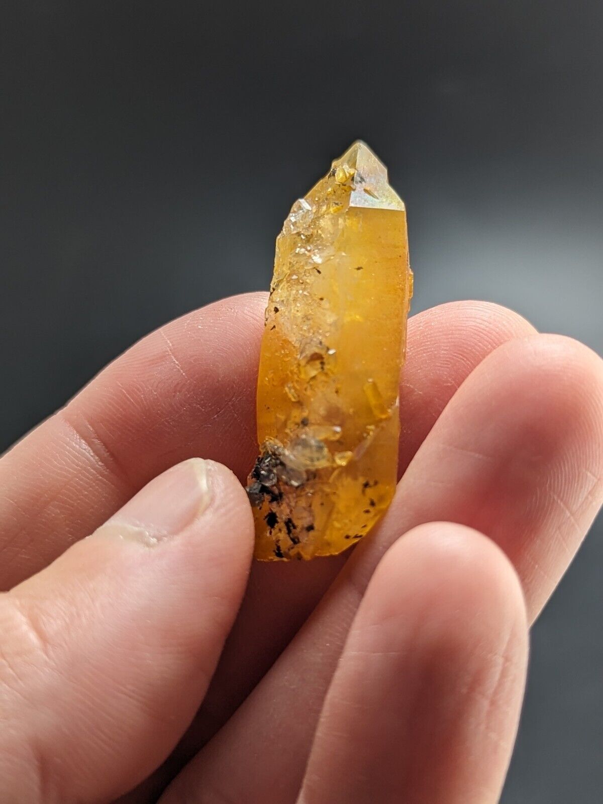 Unique Quartz Crystal Floater - Garland County Arkansas w/ natural iridescence - Collectibles:Rocks Fossils &