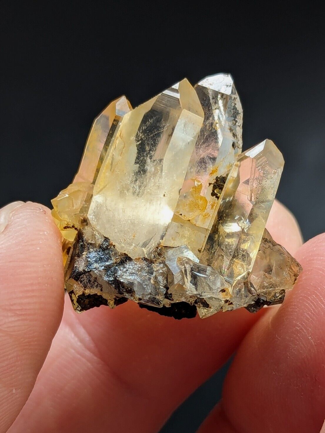 Unique Quartz Crystal Floater - Garland County Arkansas w/ natural iridescence - Collectibles:Rocks Fossils &