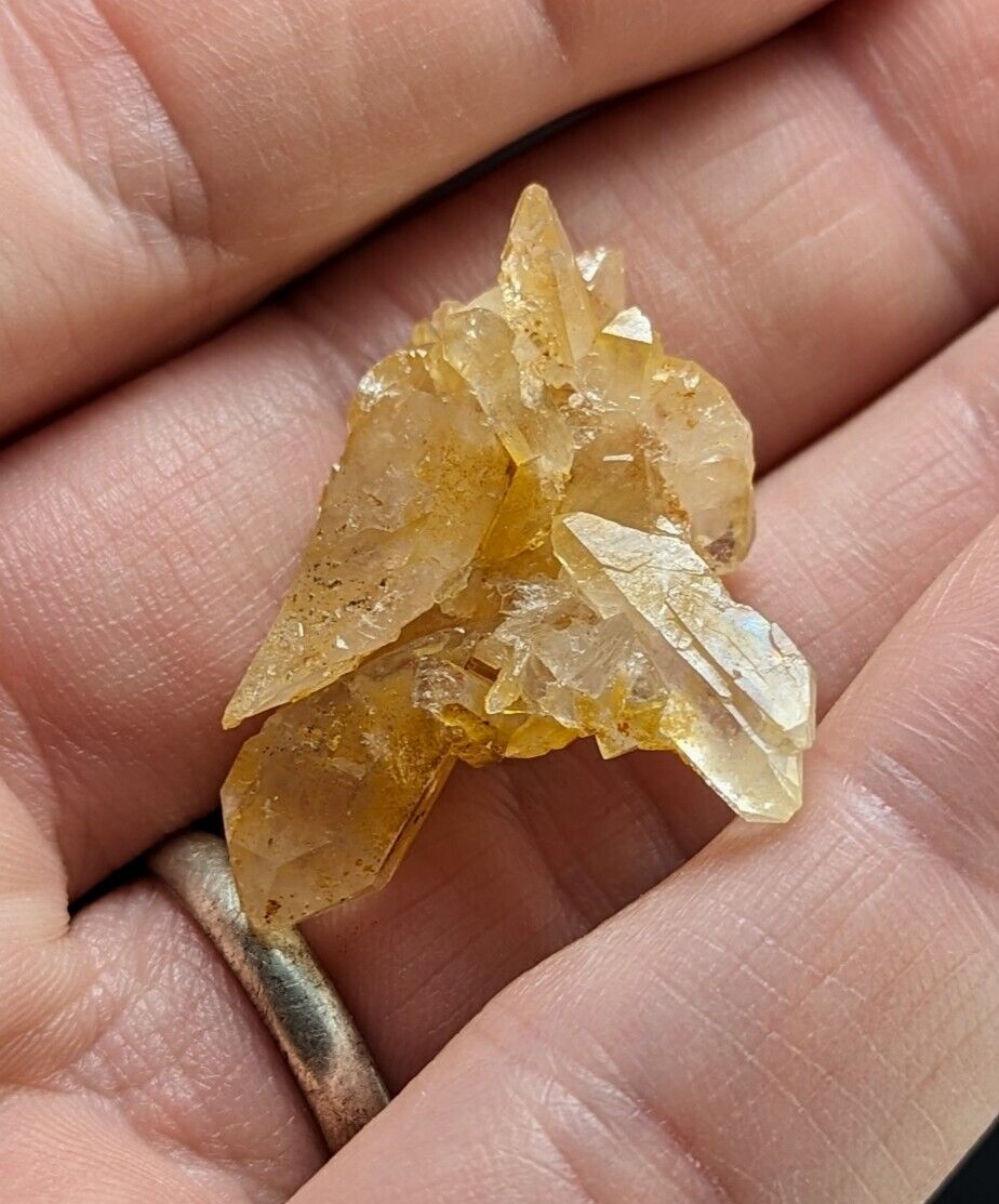 Unique Quartz Crystal Floater - Garland County Arkansas w/ natural iridescence - Collectibles:Rocks Fossils &