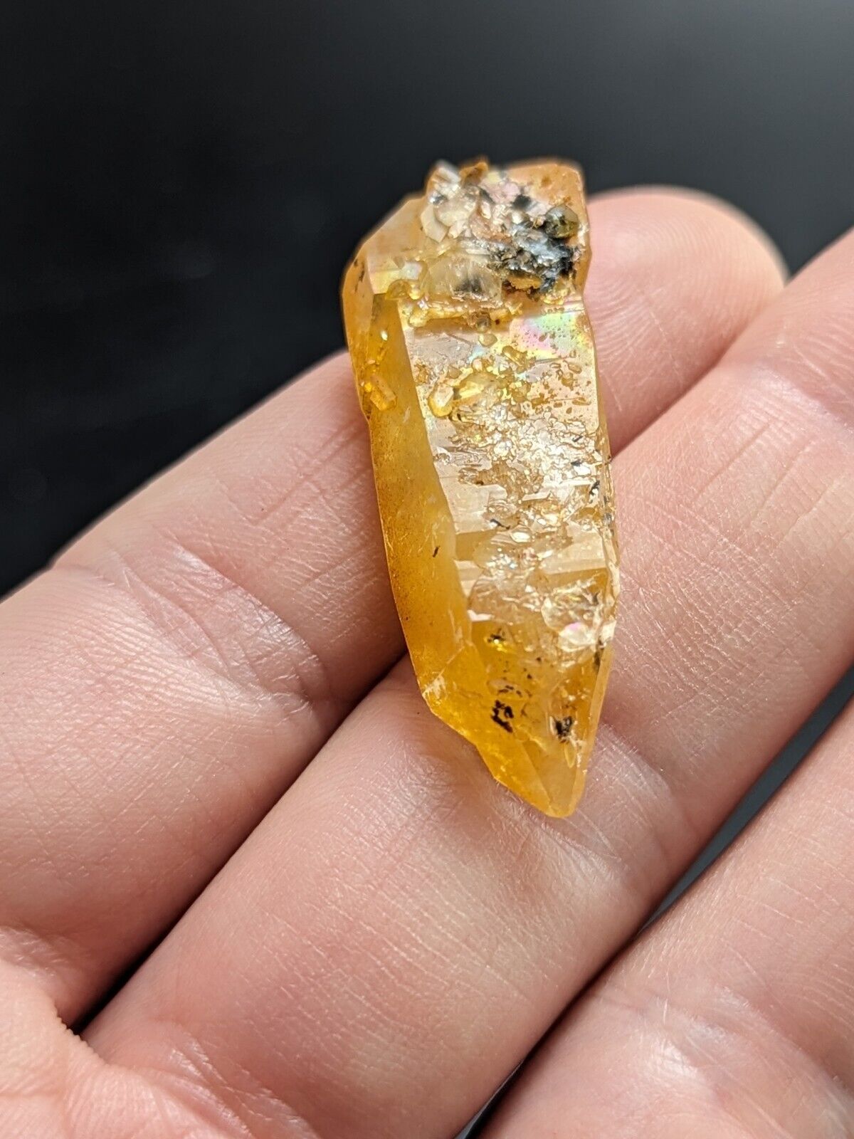 Unique Quartz Crystal Floater - Garland County Arkansas w/ natural iridescence - Collectibles:Rocks Fossils &