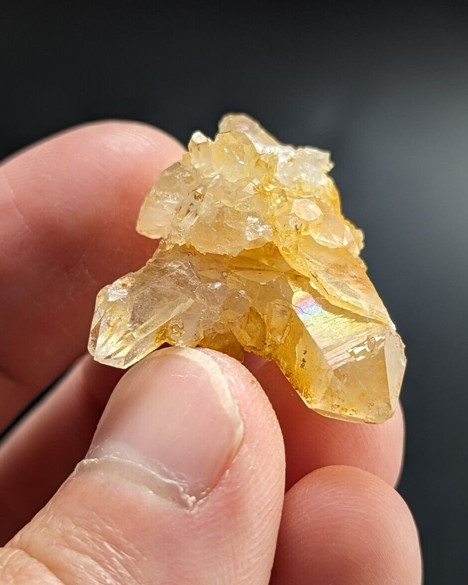 Unique Quartz Crystal Floater - Garland County Arkansas w/ natural iridescence - Collectibles:Rocks Fossils &