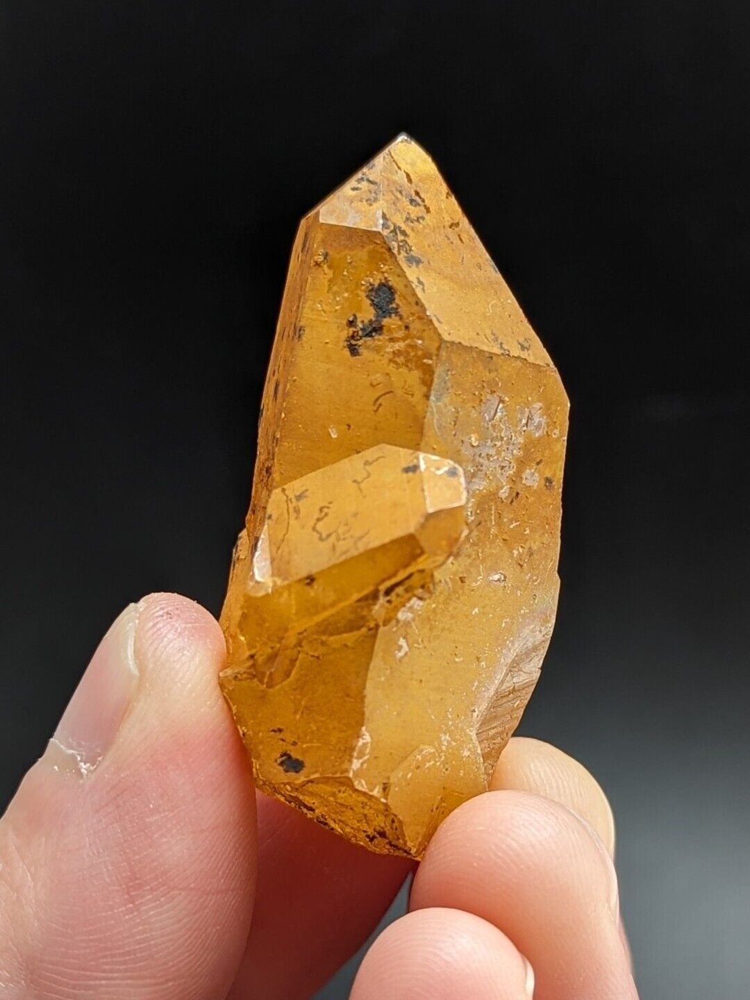 Unique Quartz Crystal Point - Garland County Arkansas w/ natural iridescence - Collectibles:Rocks Fossils &