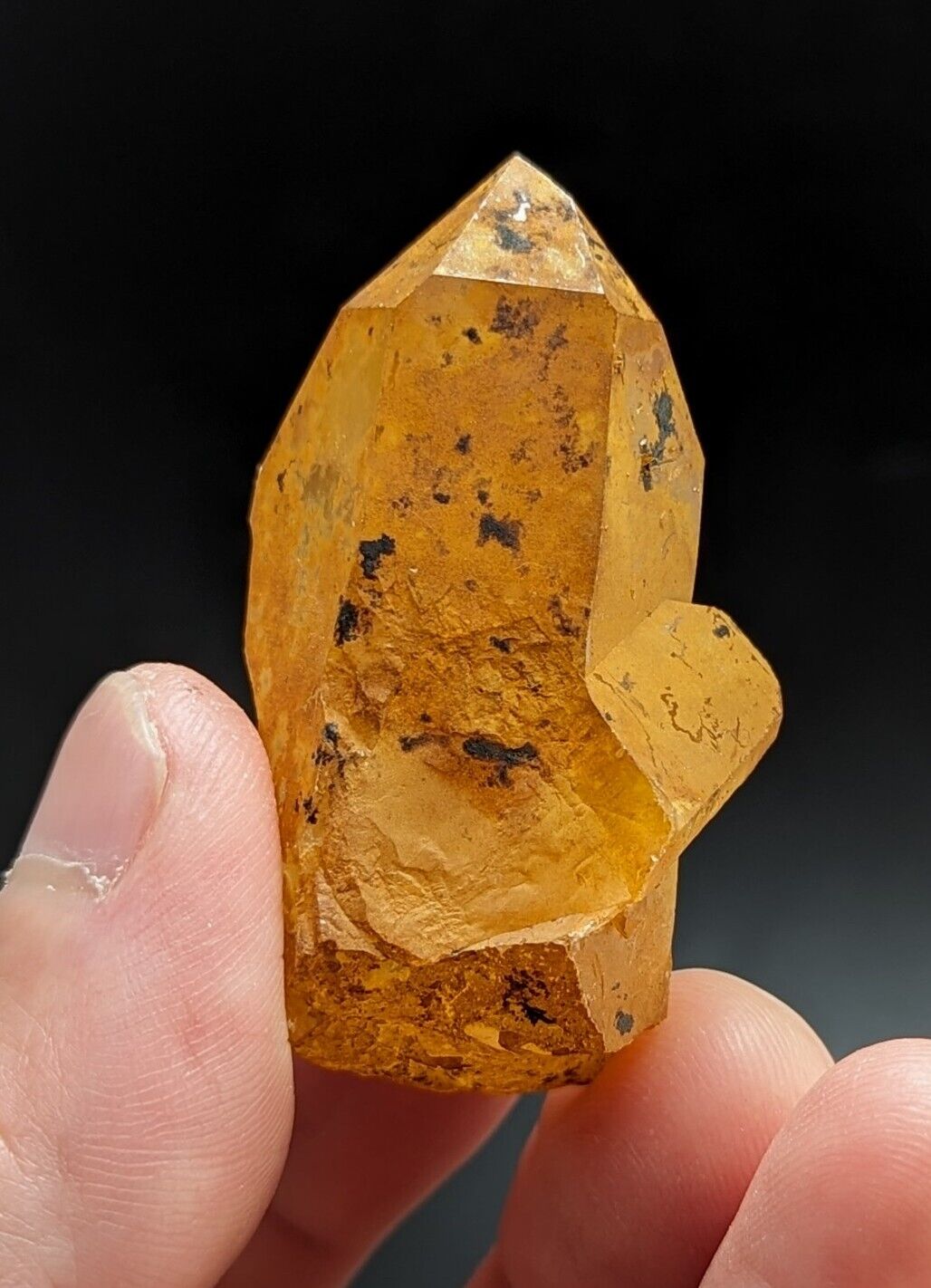 Unique Quartz Crystal Point - Garland County Arkansas w/ natural iridescence - Collectibles:Rocks Fossils &