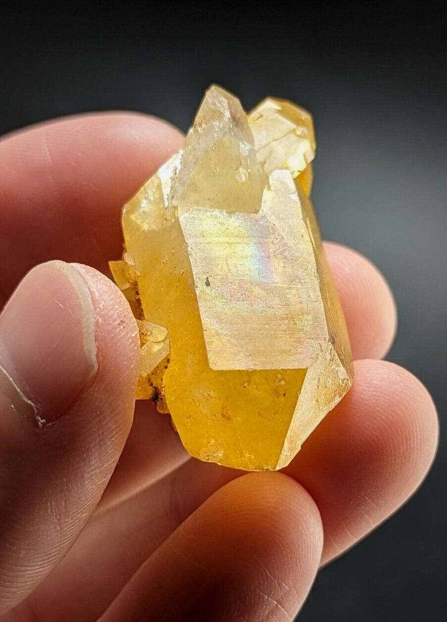 Unique Quartz Crystal Point - Garland County Arkansas w/ natural iridescence - Collectibles:Rocks Fossils &