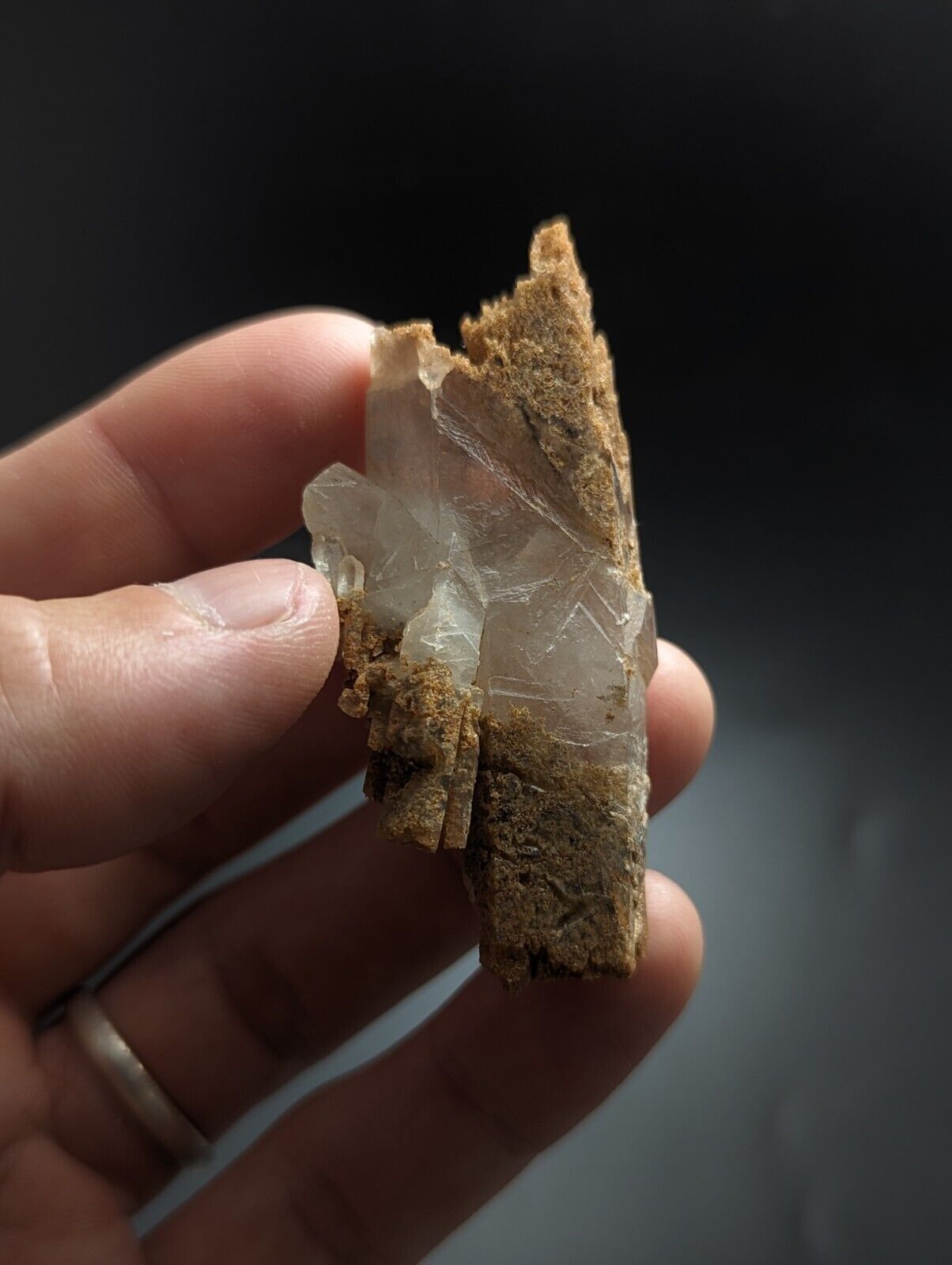 Unique Sand-included Quartz Crystal w/ etchings Garland County Arkansas - Collectibles:Rocks Fossils &