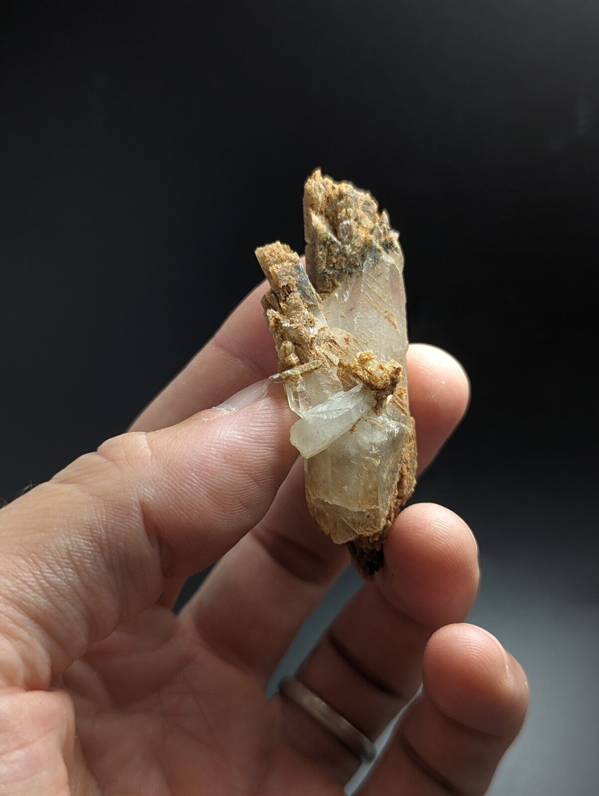 Unique Sand-included Quartz Crystal w/ etchings Garland County Arkansas - Collectibles:Rocks Fossils &